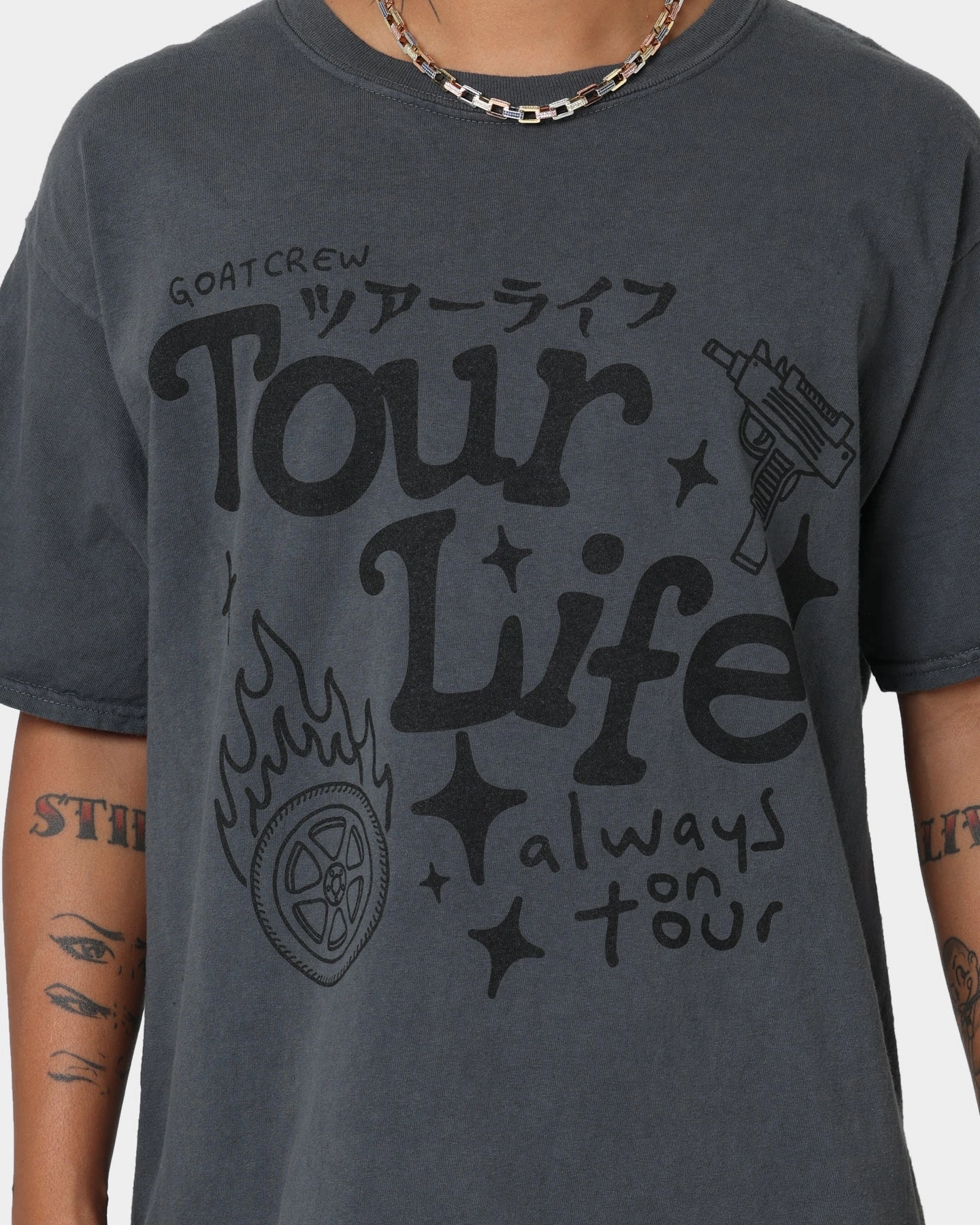 Chic Cut Goat Crew Tourlife T-Shirt Off Black