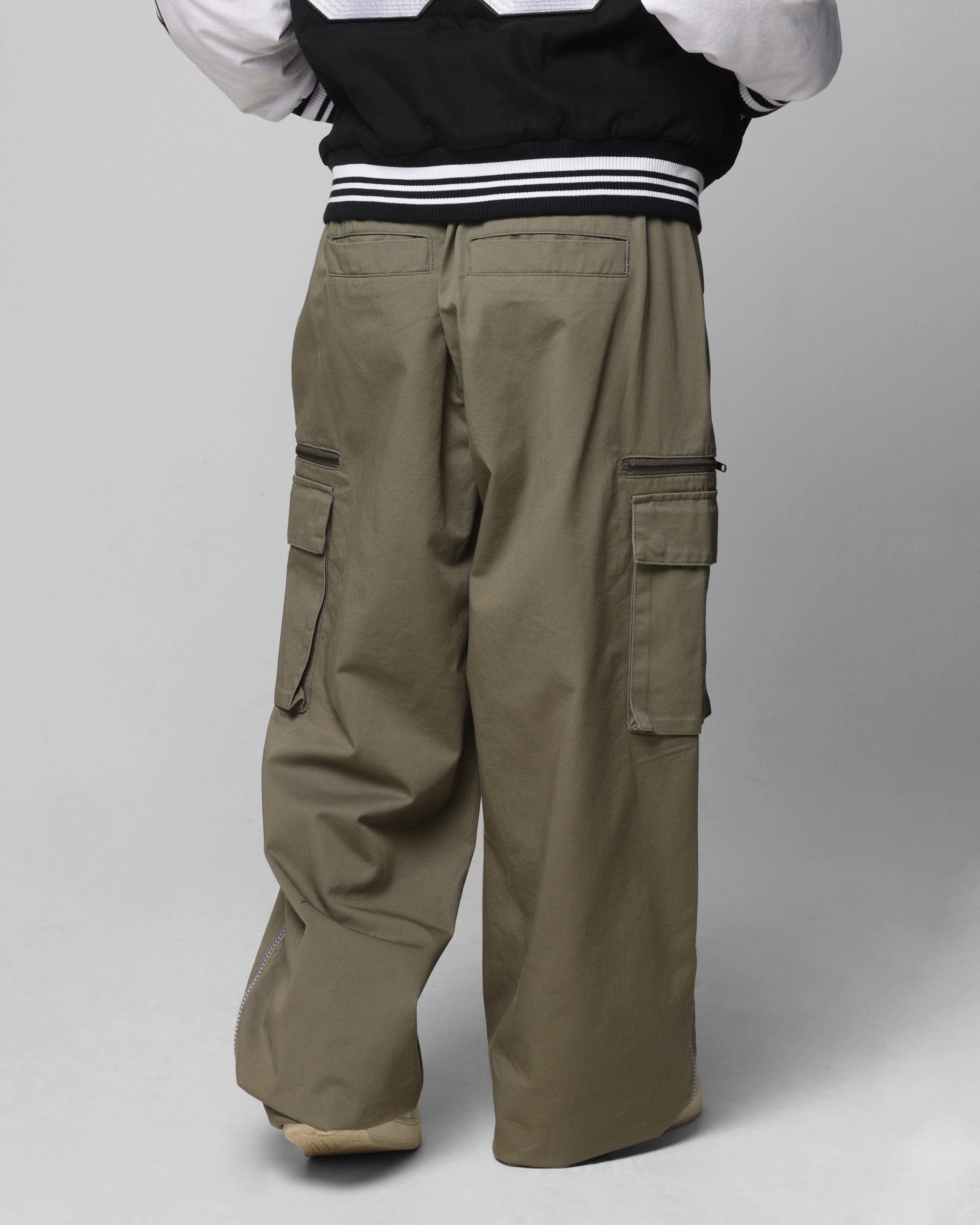Active Comfort Fit Structured fabric Loiter Shadow Cargo Pants Khaki
