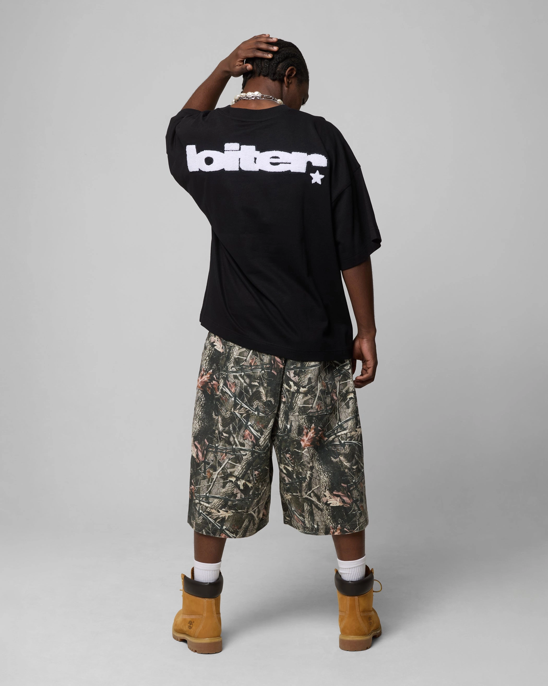 Loiter Premium Essentials Boxy T-Shirt Black Timeless Look Vintage Wash