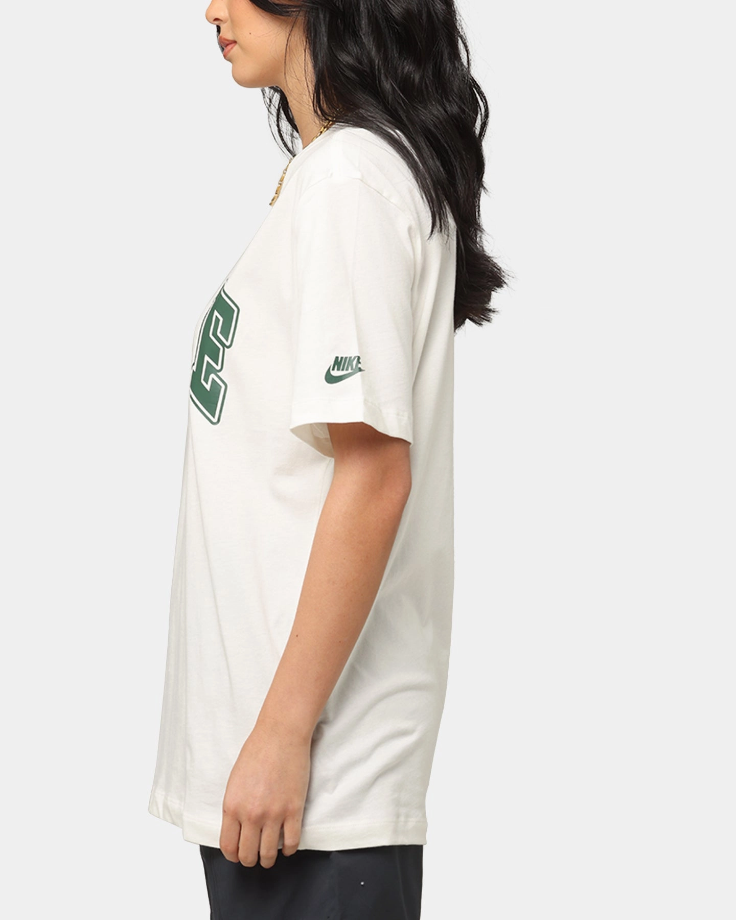 Breathable and Comfortable fade resistant color Nike Sportswear Club T-Shirt Sail