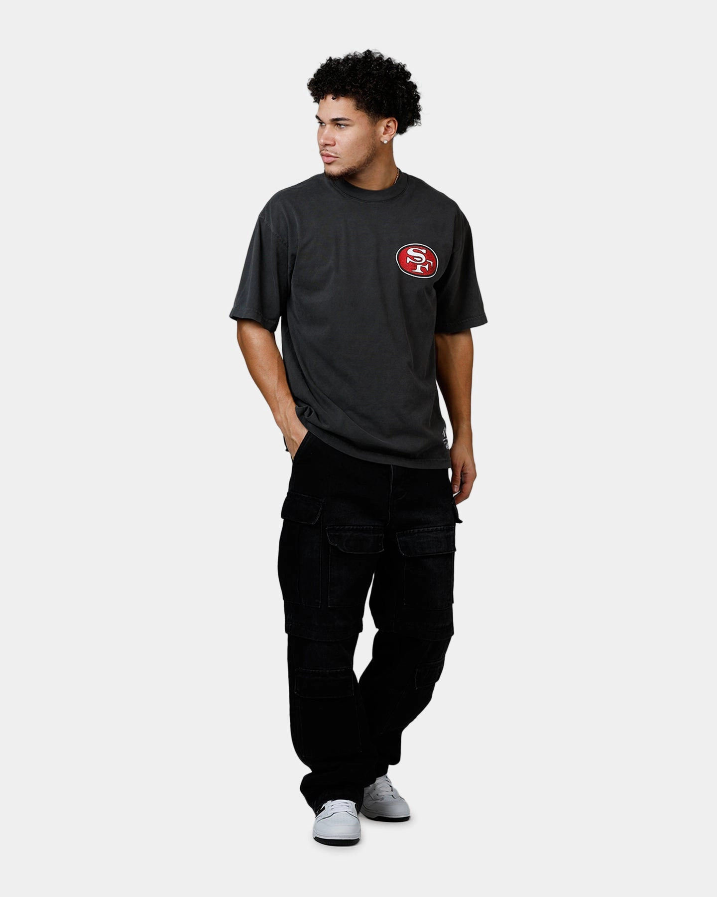 Fade Resistant Coating Fit for All Seasons Mitchell & Ness San Francisco 49ers Alter Ego Vintage T-Shirt Faded Black