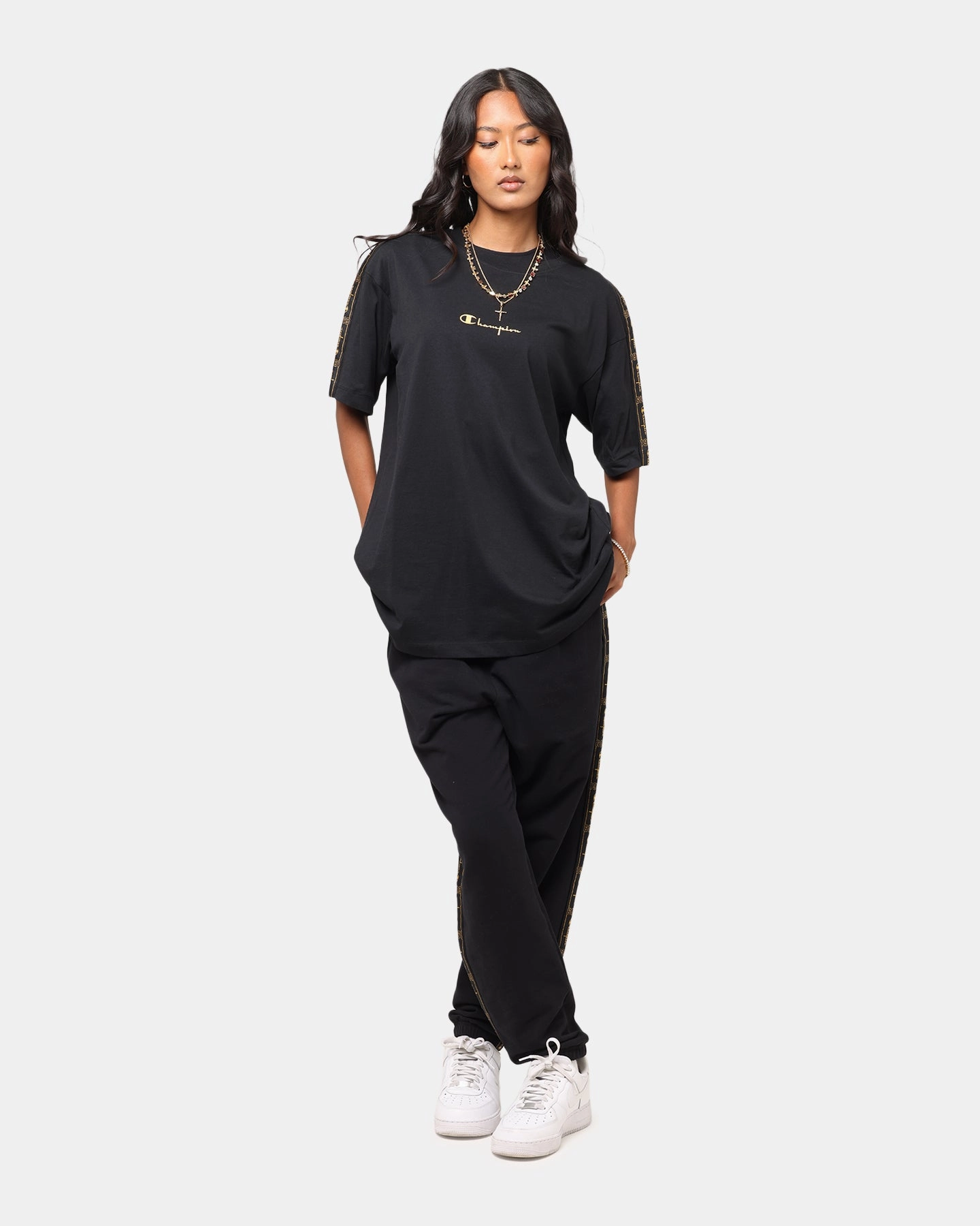 Everyday Comfort Fit Breathable Mesh Panels Champion Lux Taping Joggers Black
