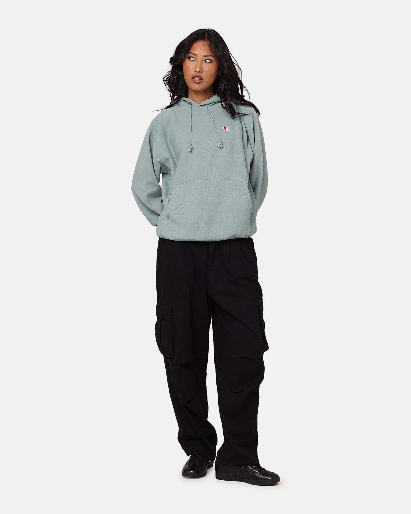 Champion Reverse Weave Terry Hoodie Sage Shimmer Green Urban Detail