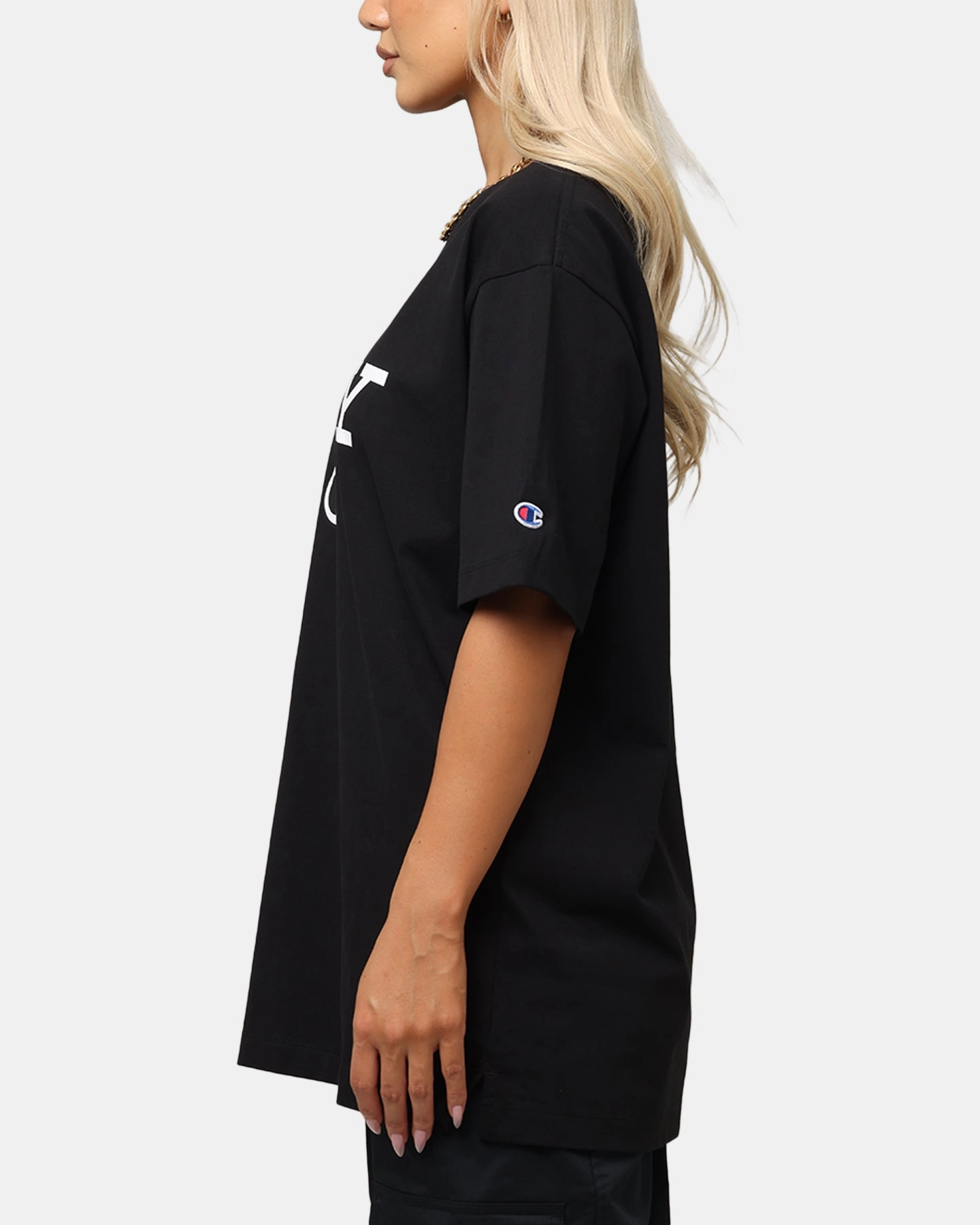 Champion Rochester Graphic T-Shirt Black Light Style Trend Comfy Pieces
