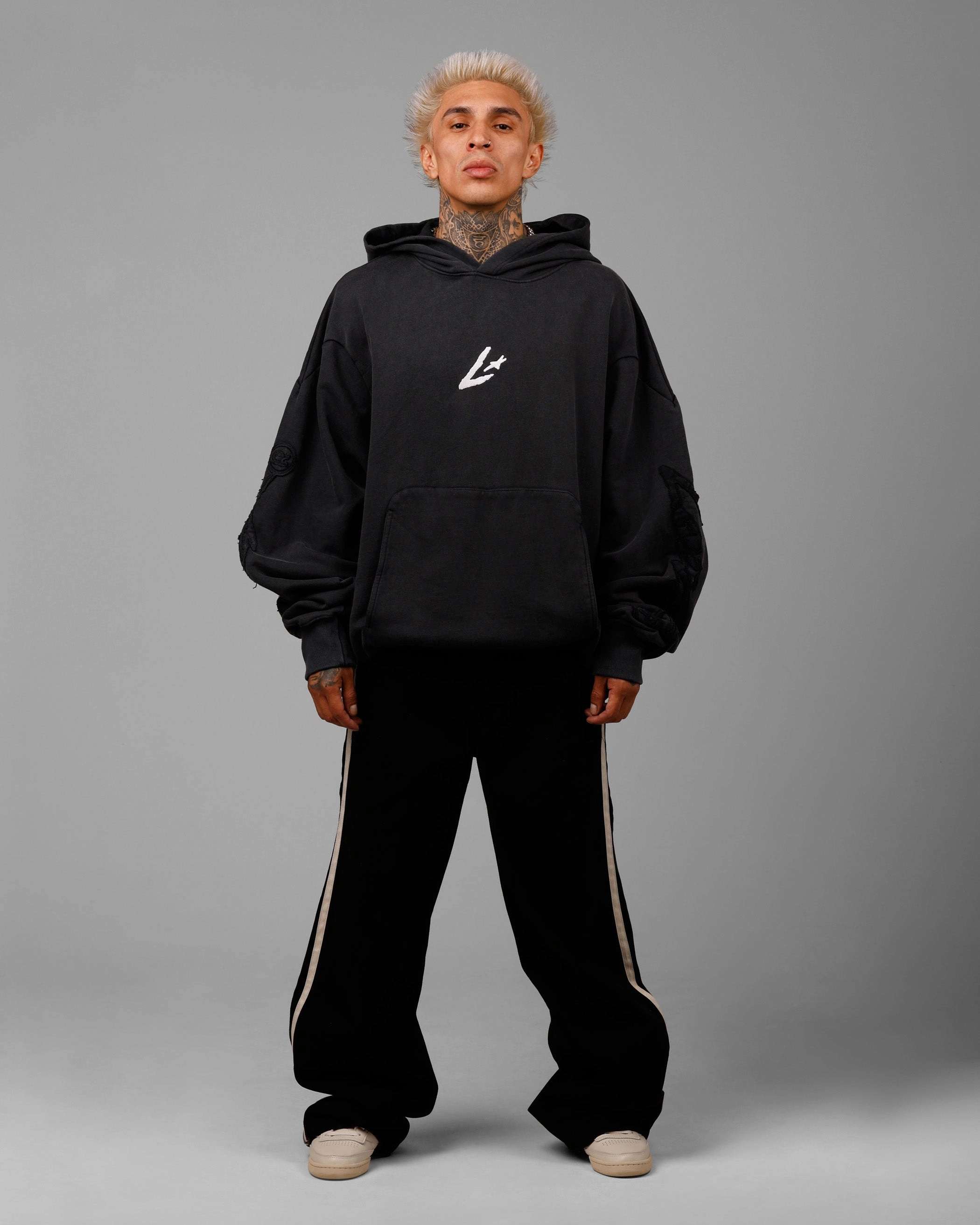 Trunk Skill Loiter Dune Hoodie Washed Black