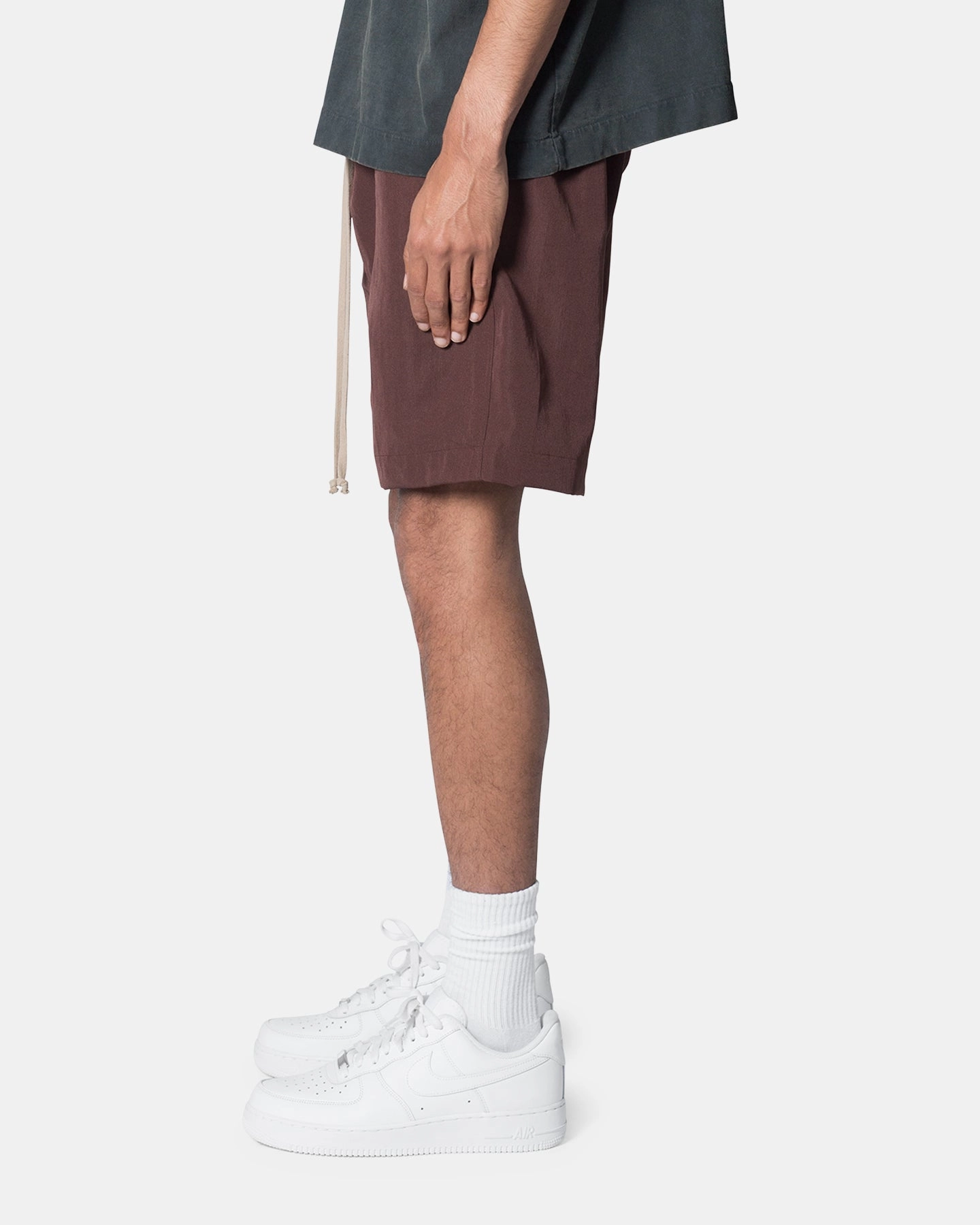 Ventilated Panels Easy Breezy MNML Mud Shorts Brown
