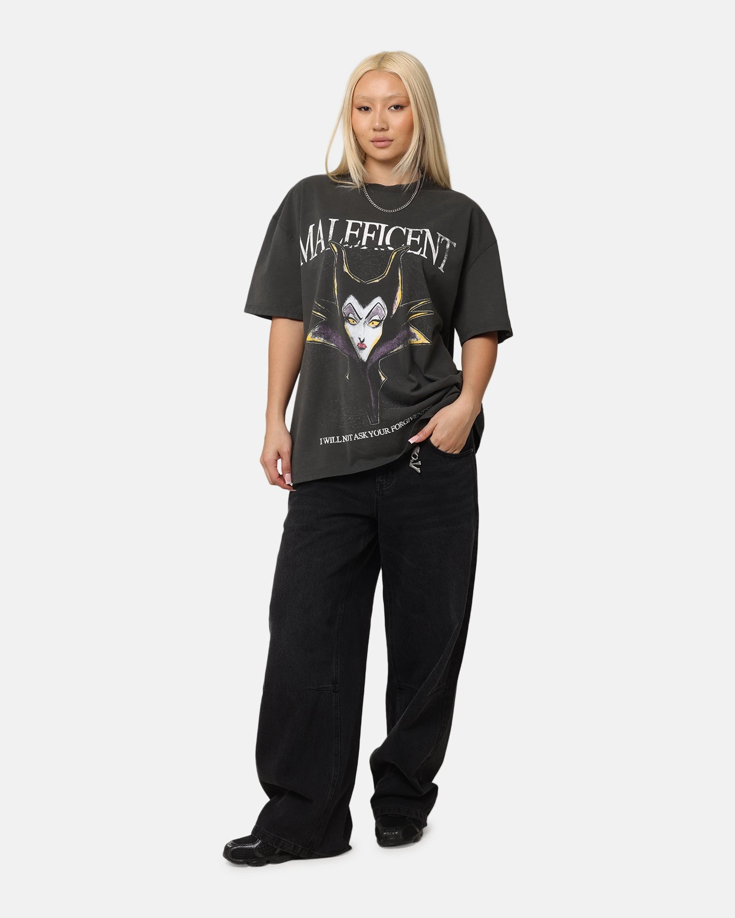American Thrift Disney Maleficent Heavyweight T-Shirt Black Wash Cozy Design Weekend Outfit