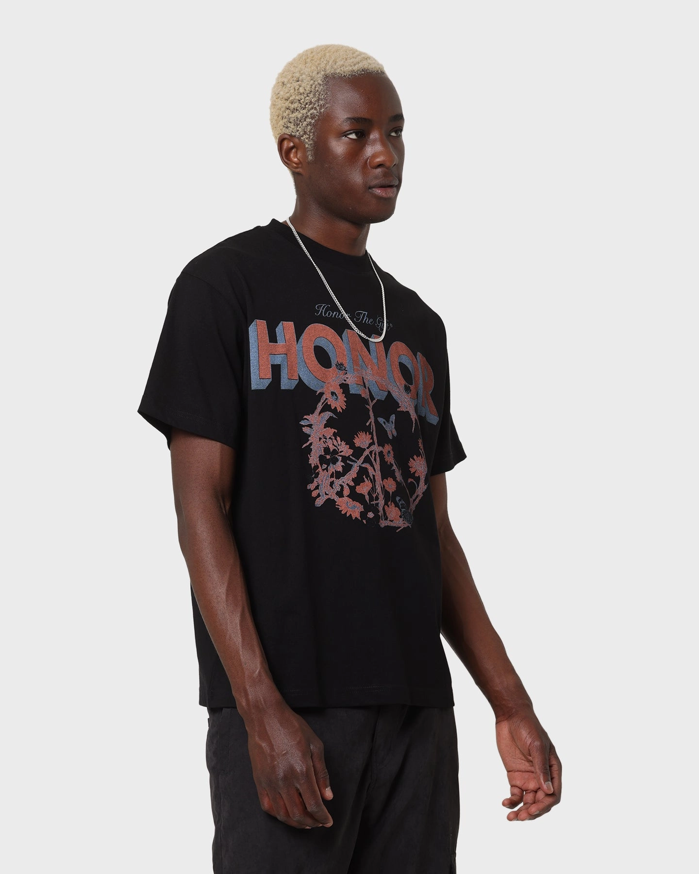 Honor The Gift Honor Peace T-Shirt Black Layering Fashion Travel Friendly