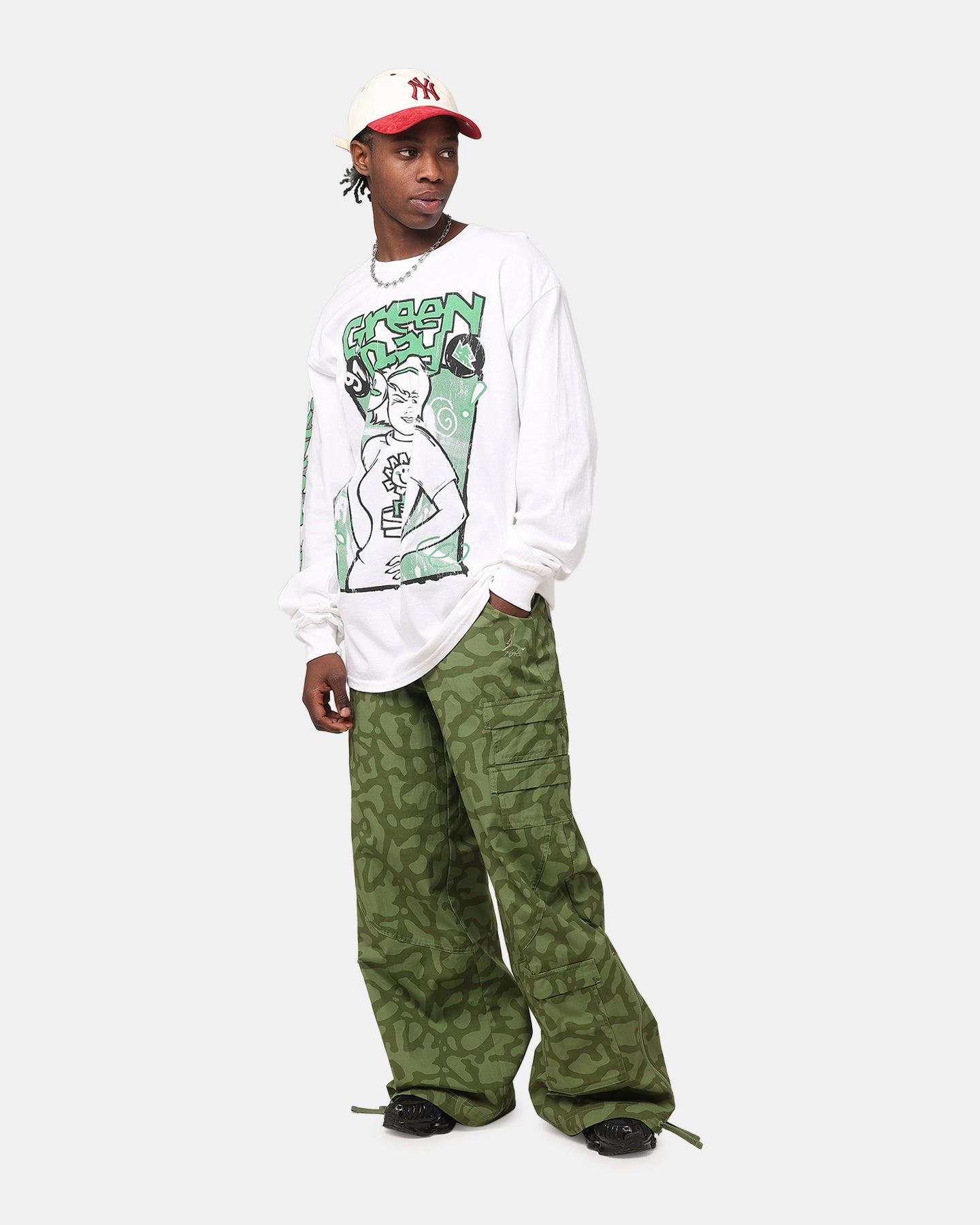 Simple Layer Stylish Look Green Day Kerplunk Long Sleeve T-Shirt White
