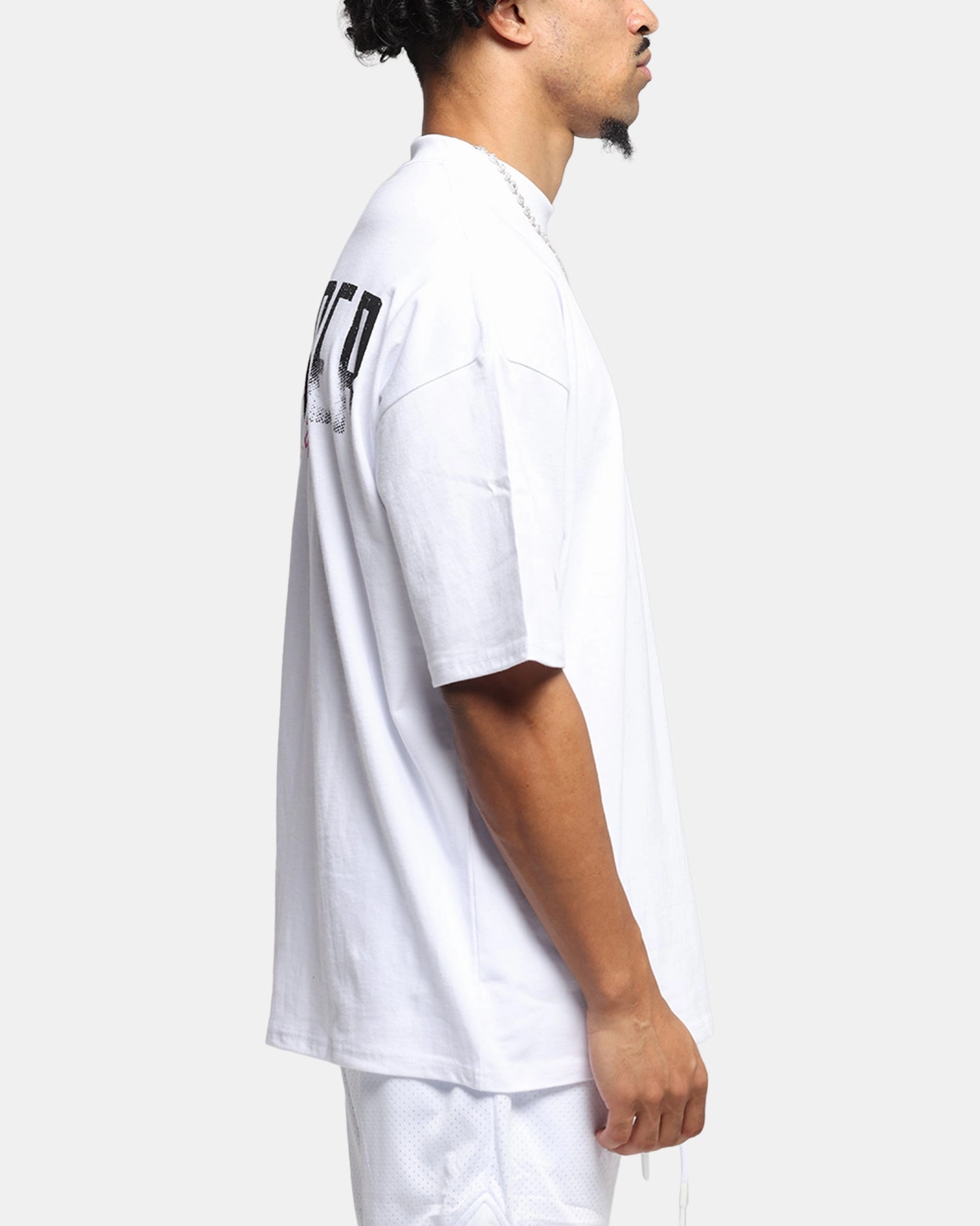 Relax Style Trend The Anti Order Ryuken Mock Neck T-Shirt White