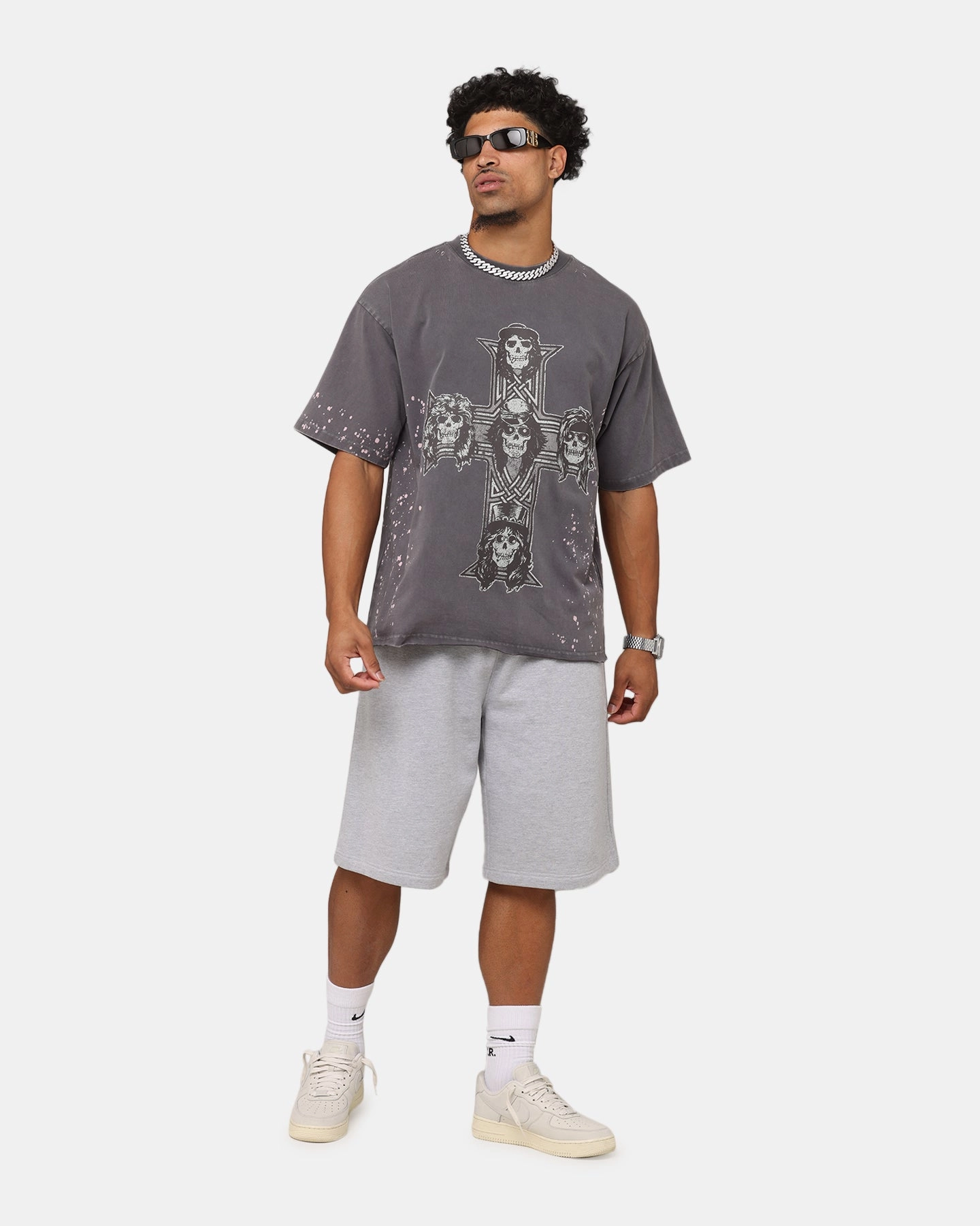 Drop Shoulder Cut Comfy Look Wear Guns N Roses Guns Cross T-Shirt Washed Black