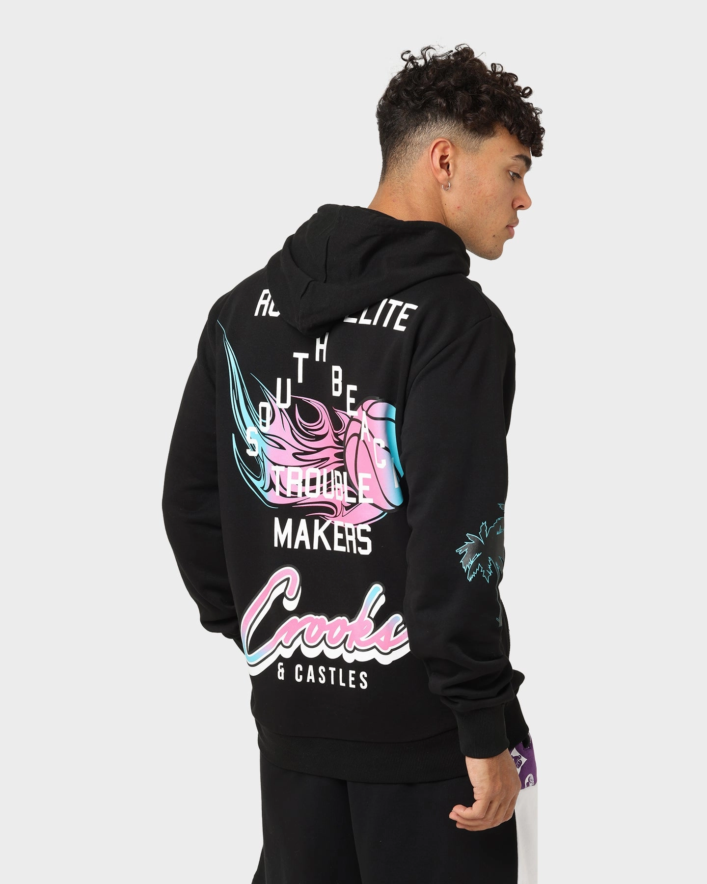 Red Office Look Crooks & Castles Miami Sportek Hoodie Black