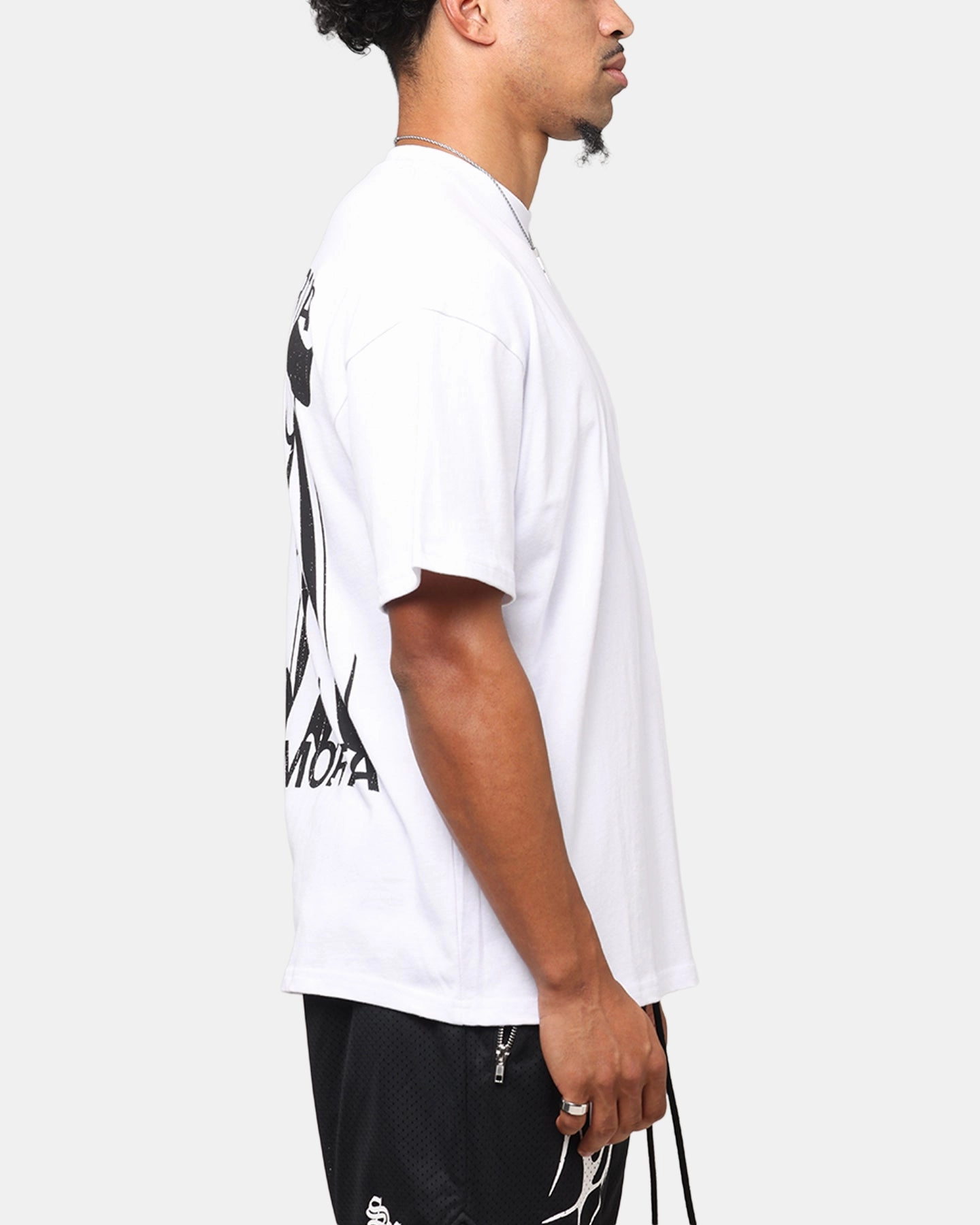 Soft and Light Low Profile Silhouette Saint Morta Ye Old Drop Shoulder T-Shirt White