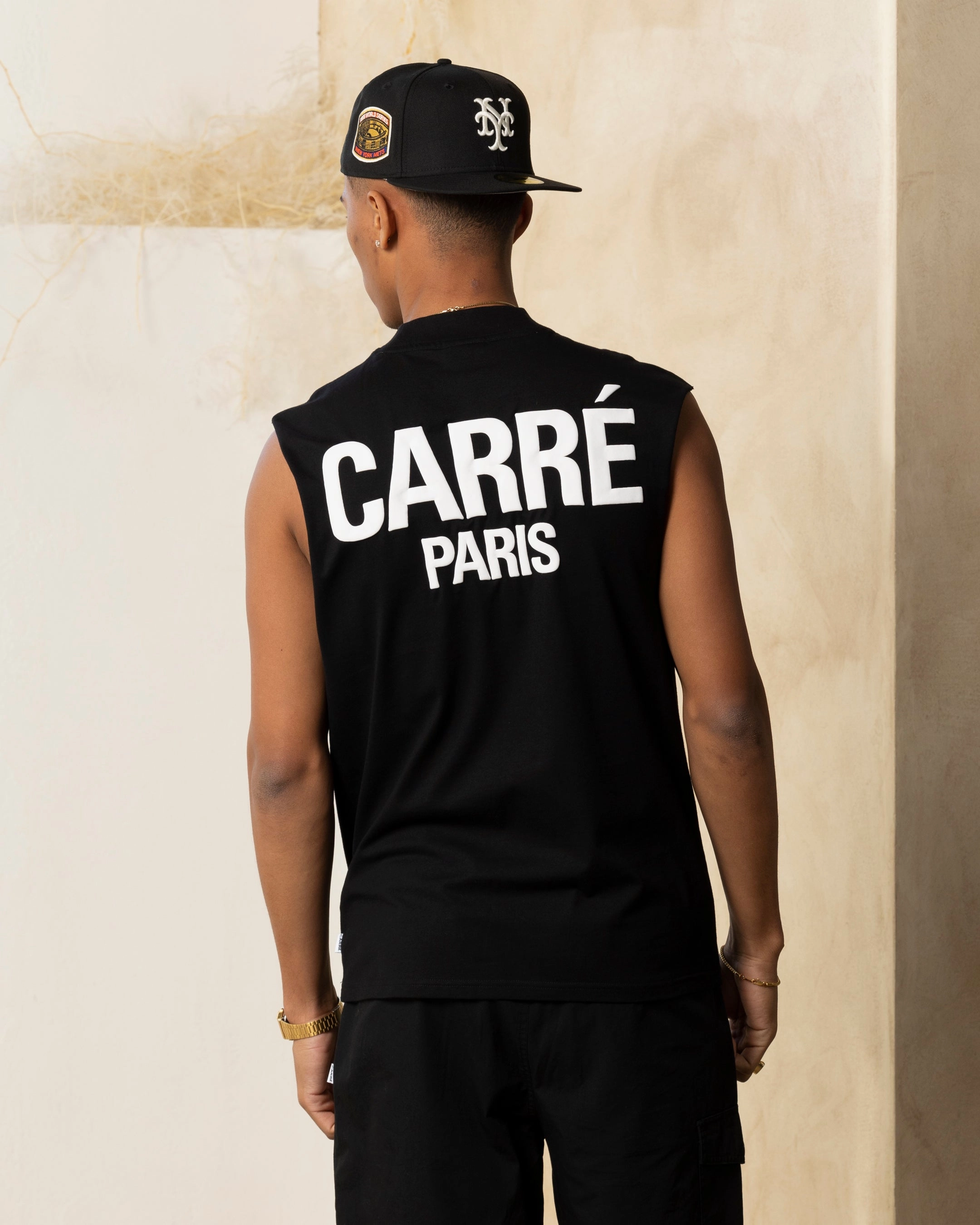 Carre Revolution Muscle T-Shirt Black Non Irritating Seams Comfortable Shape