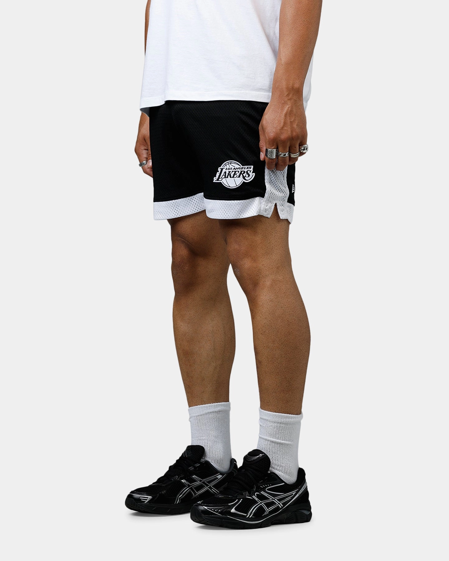 New Era Los Angeles Lakers Sport Class Shorts Black/White ethical fashion