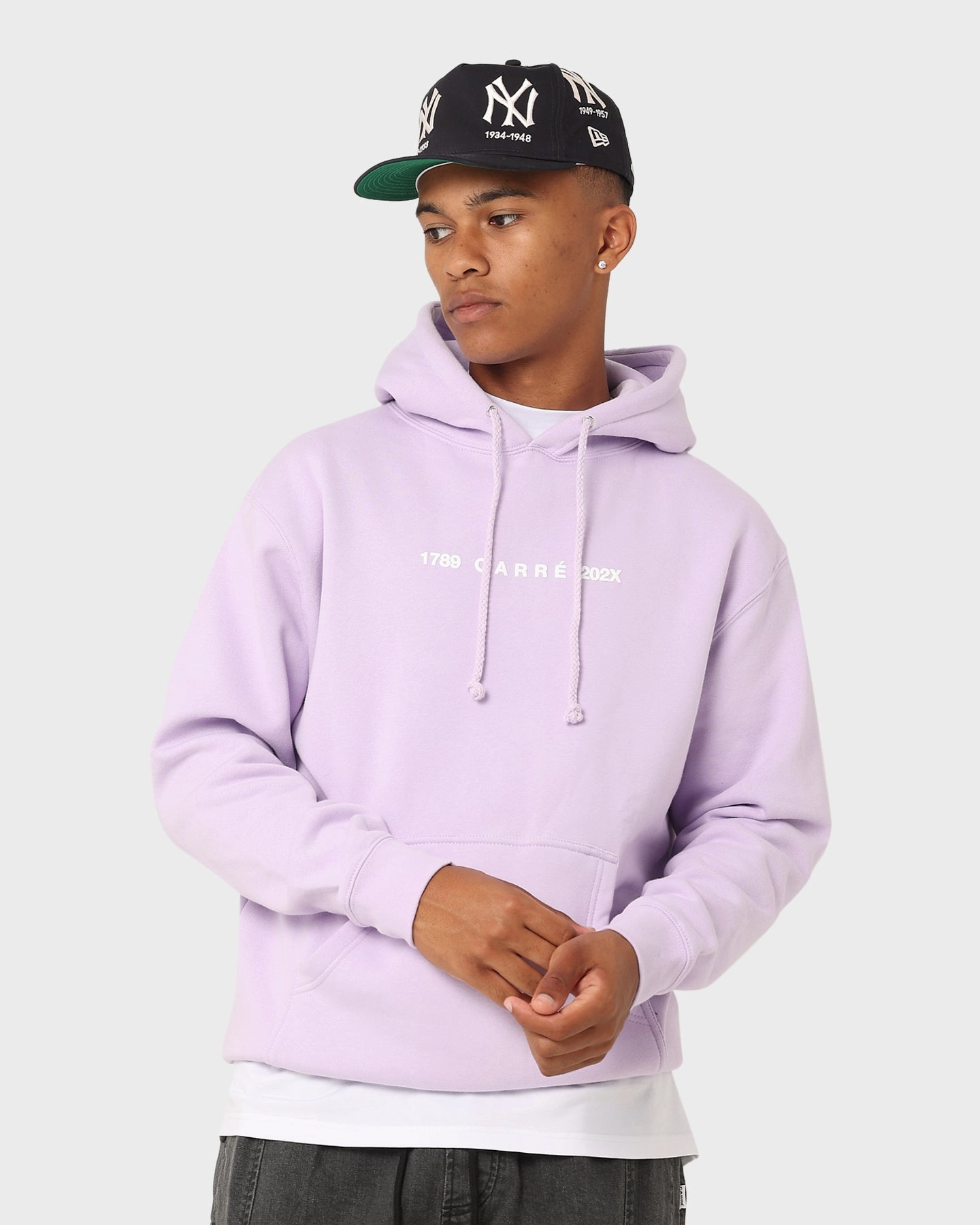 Conditioner Carr?? 202X Essential Hoodie Lavender