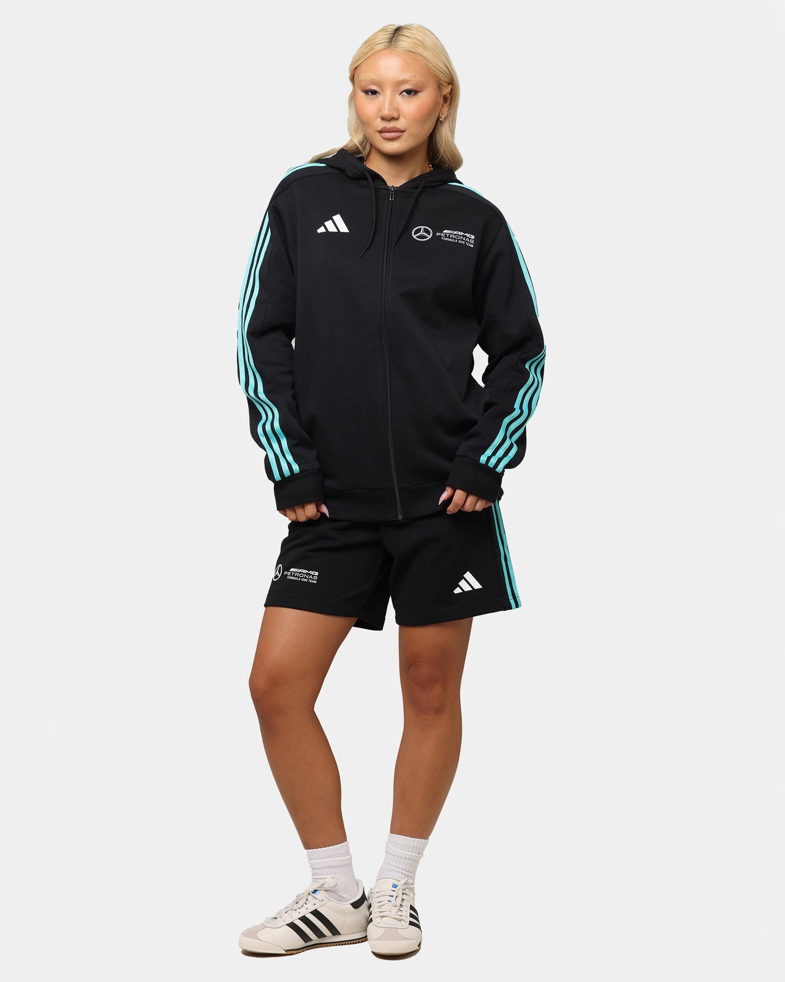 Wilderness Regular Fit adidas x Mercedes-AMG PETRONAS Formula One F1 DNA Full-Zip Hoodie Black/White