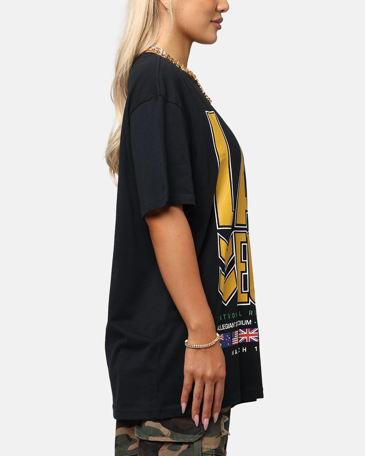 Bleacher Athletic NRL 2025 Las Vegas Round T-Shirt Black Urban Fashion Look Flexible Neckline