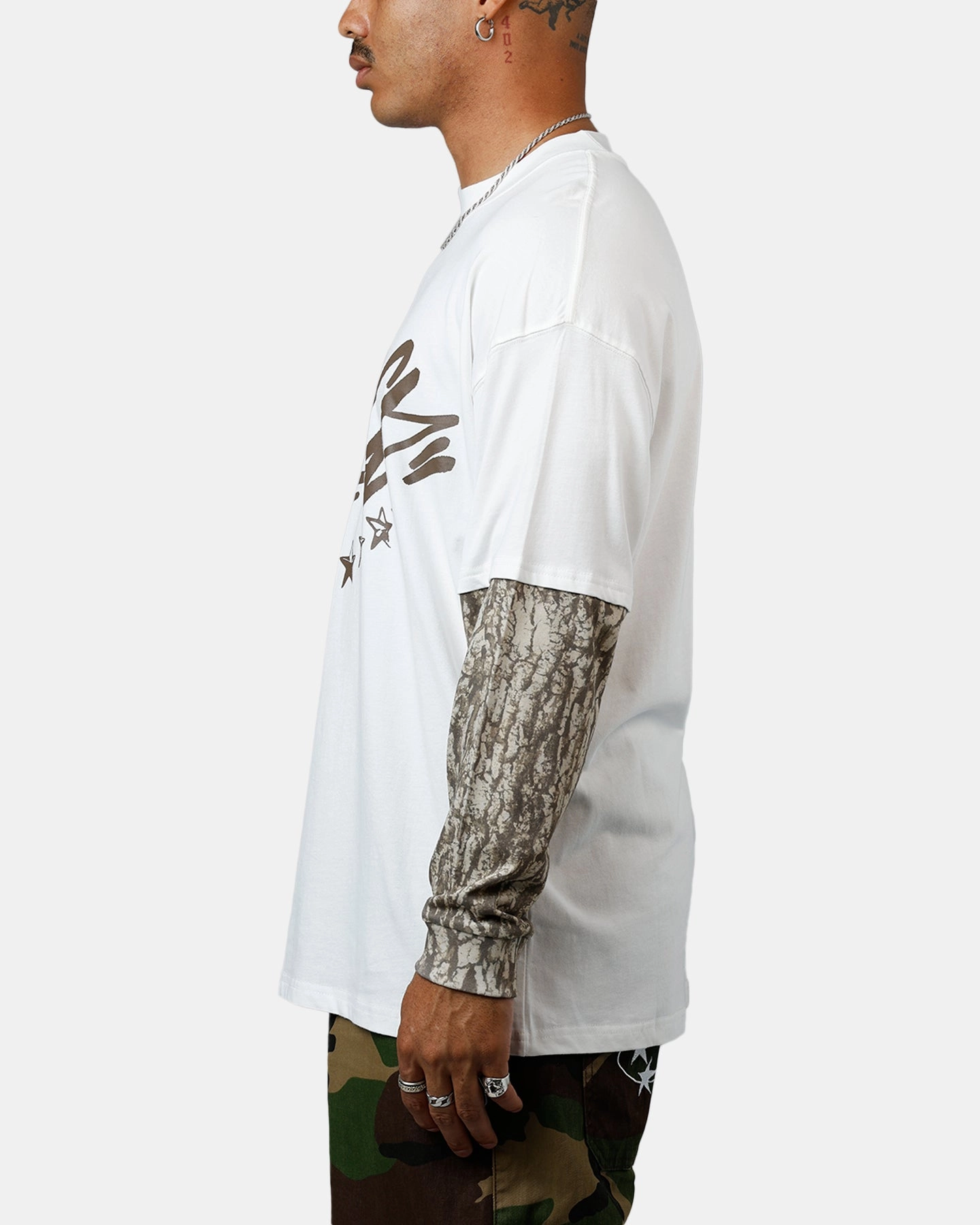 Summer Essential Casual Style Carre Graffiti Layered Long Sleeve T-Shirt Off White