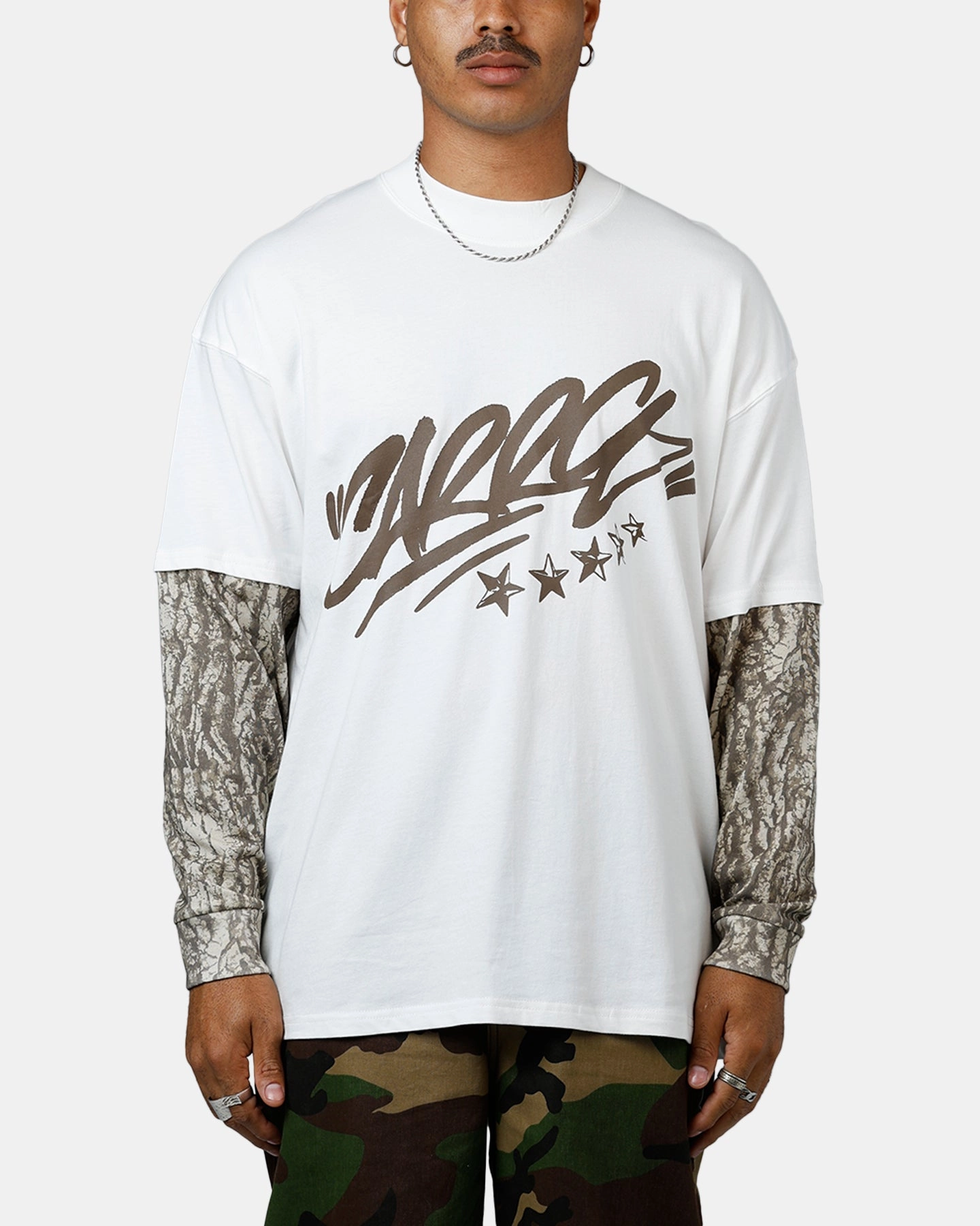 ZeroWaste Production Everyday Fashion Look Carre Graffiti Layered Long Sleeve T-Shirt Off White