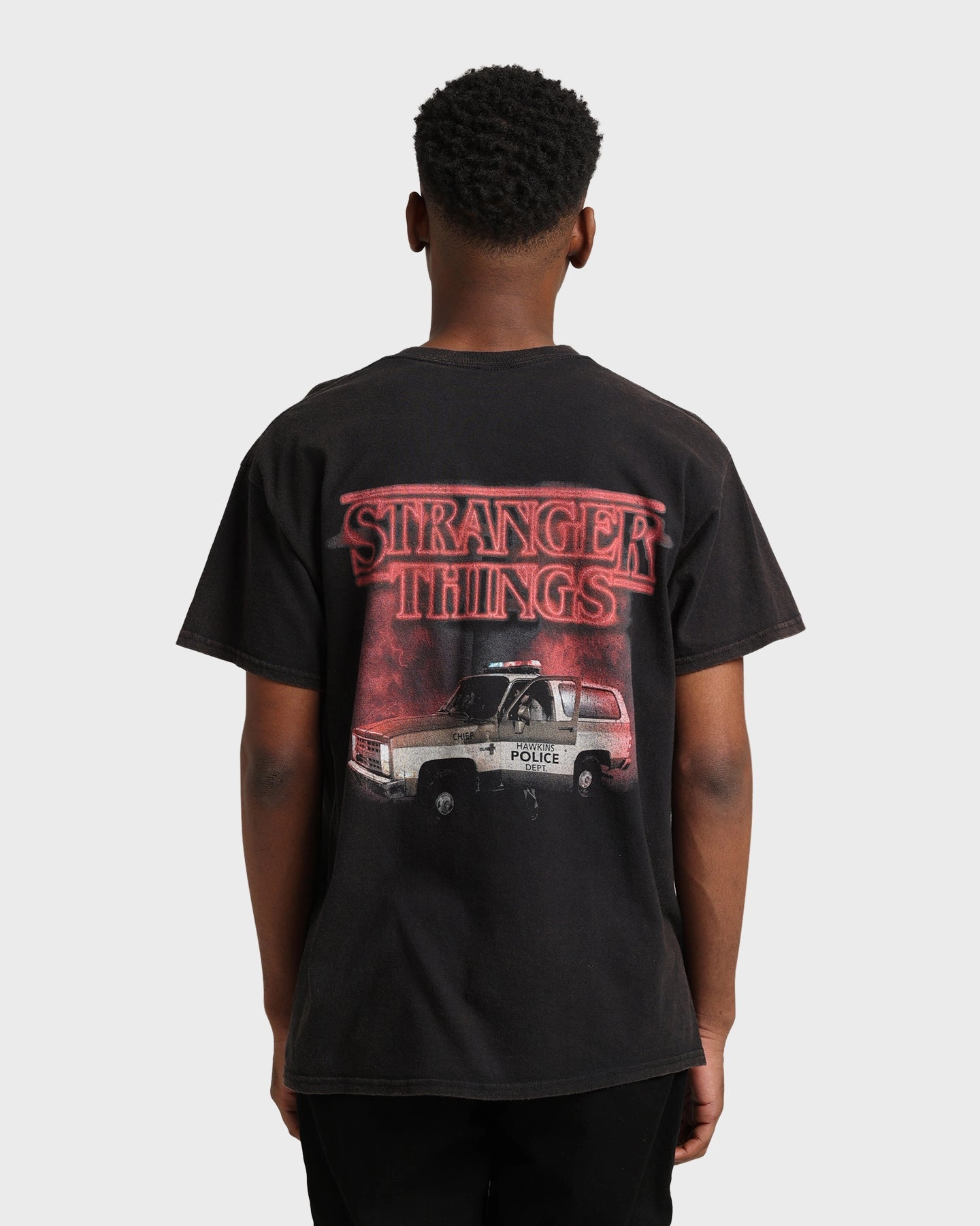 Loose Fit Goat Crew X Stranger Things Chief Hopper Vintage T-Shirt Black Wash