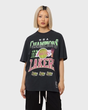 Mitchell & Ness Los Angeles Lakers '00-'02 Champions Neon Vintage T-Shirt Faded Black Timeless Look