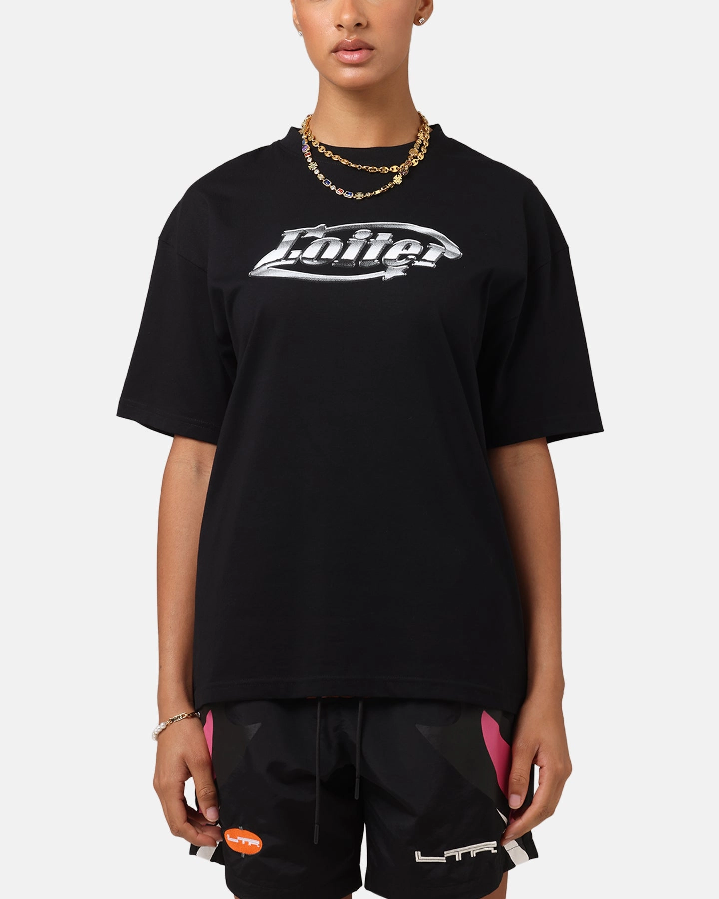 Loiter Chrome Logo T-Shirt Black Comfy Wear Travel Trend Look