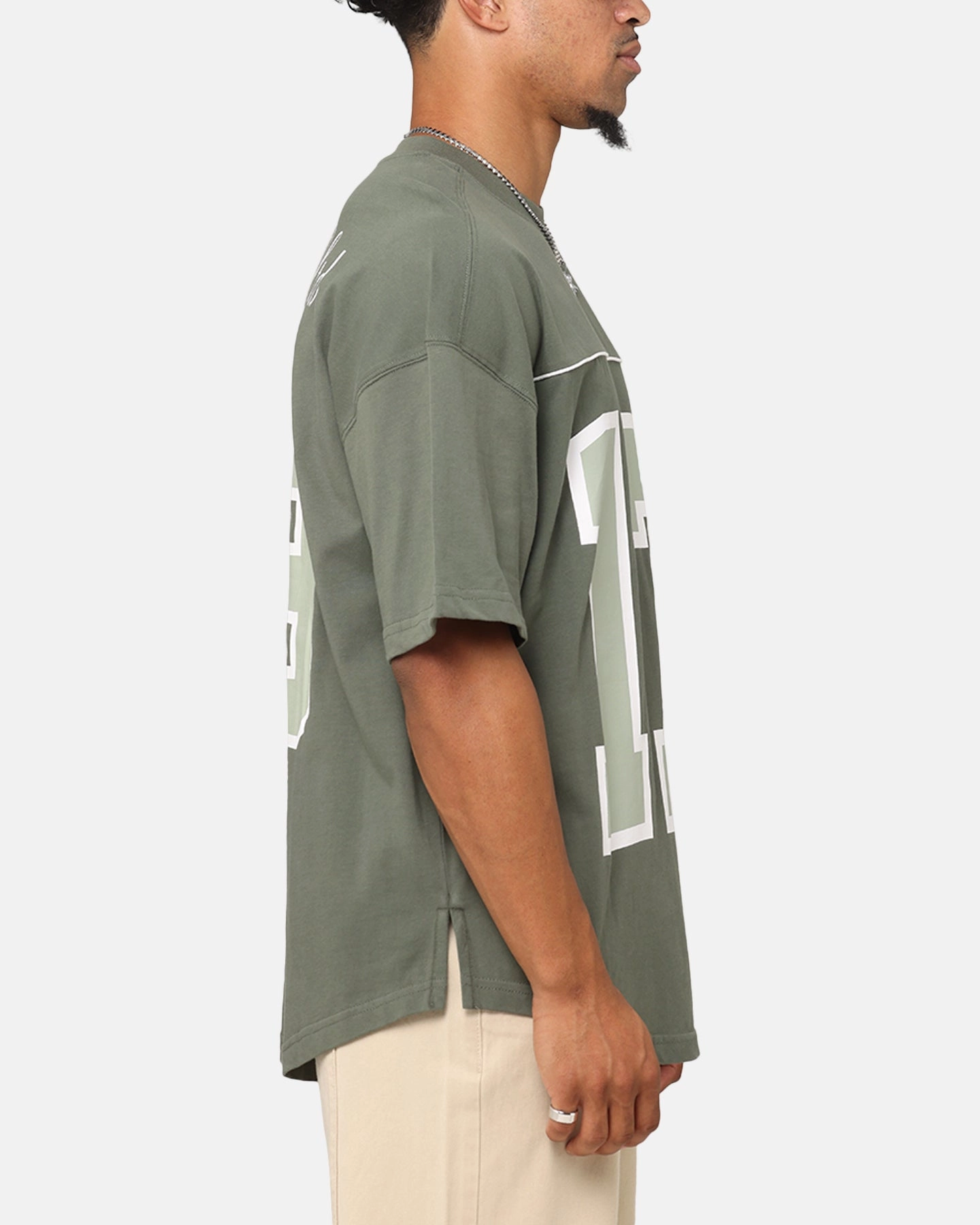 Soft and Stylish Carre Hitta Grid Iron T-Shirt Green
