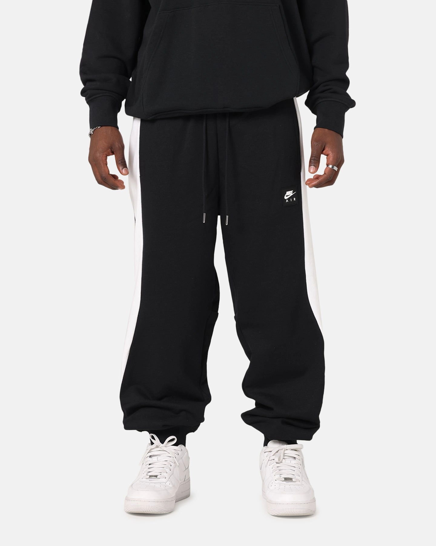 Timeless Look Nike Air Fleece Joggers Black/White/Black