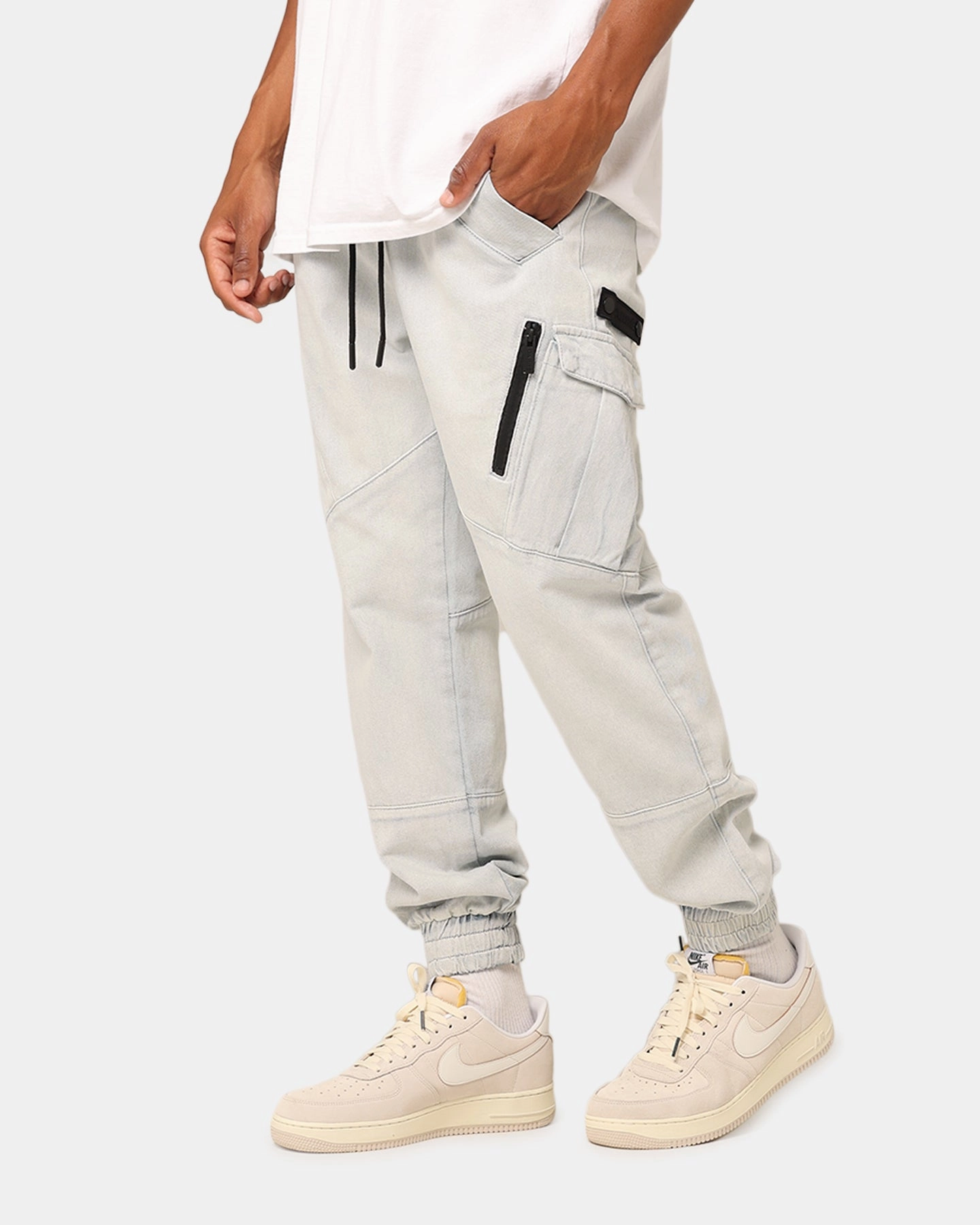 Sleek and Soft Relaxed Fit Carre Evolution XL Denim Cargo Jogger Light Blue