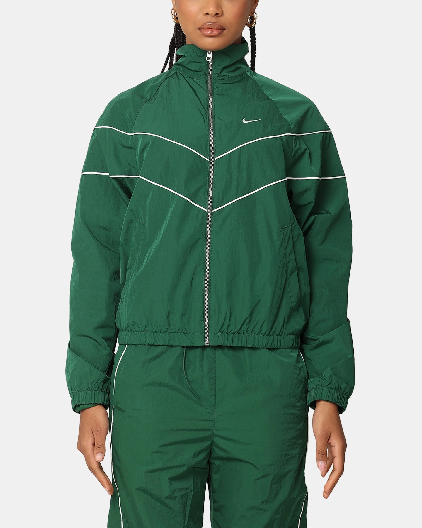self - treat Nike Women's Sportswear Loose UV Woven Full-Zip Jacket Gorge Green/Sail