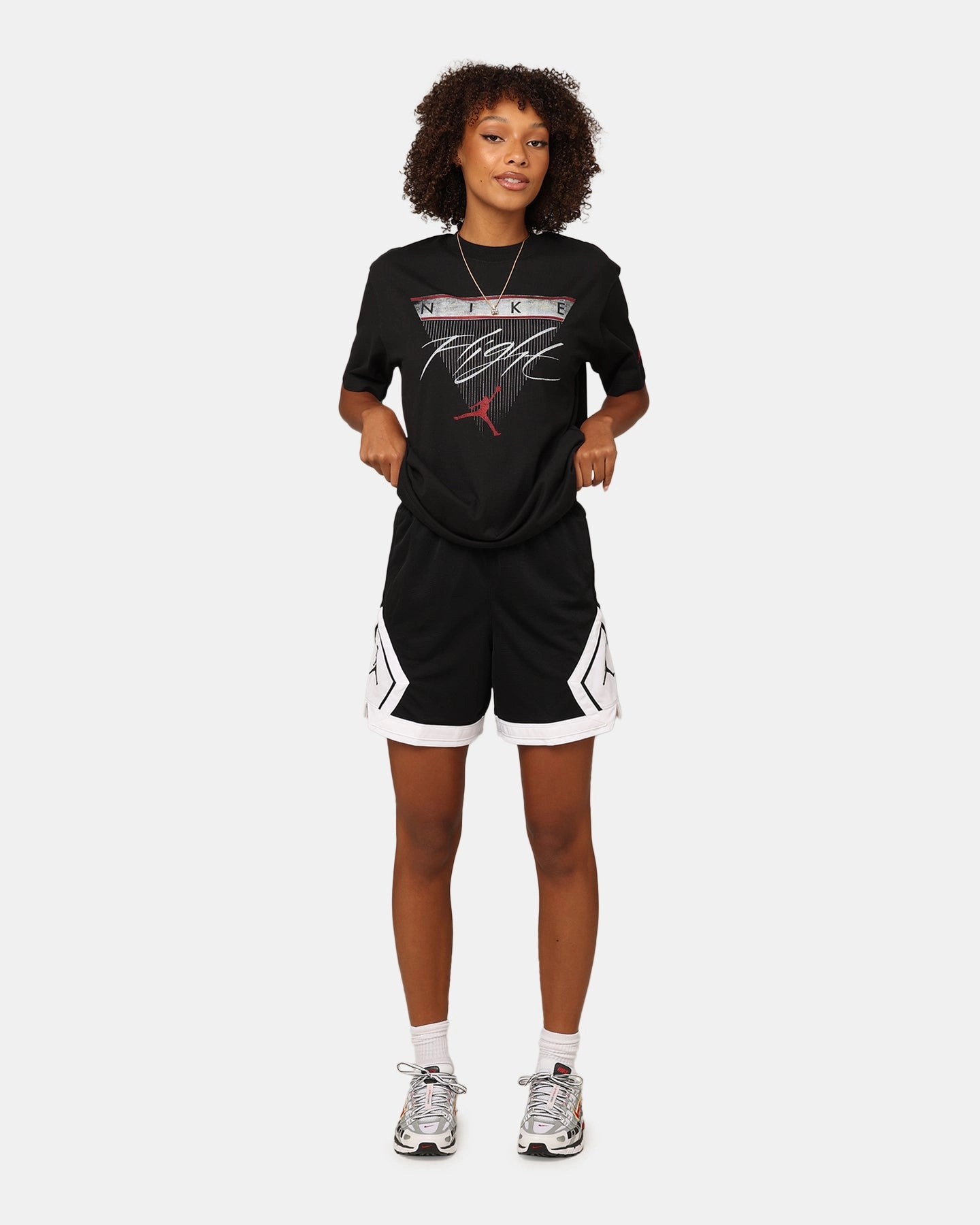 Jordan Women's Flight Heritage Graphic T-Shirt Black/Gym Red Urban Fashion Look