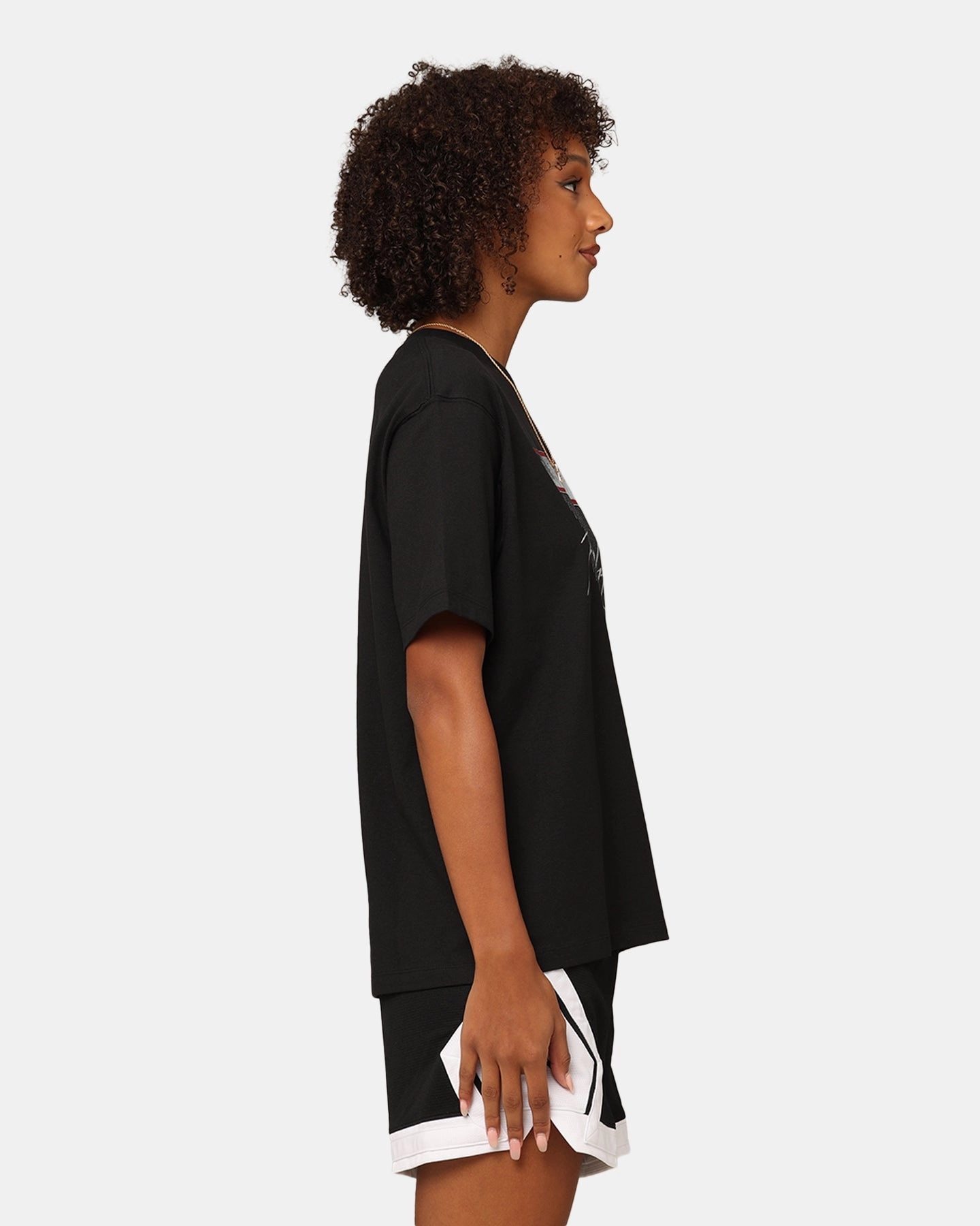 Jordan Women's Flight Heritage Graphic T-Shirt Black/Gym Red Breathable Mesh Panels Comfortable Style