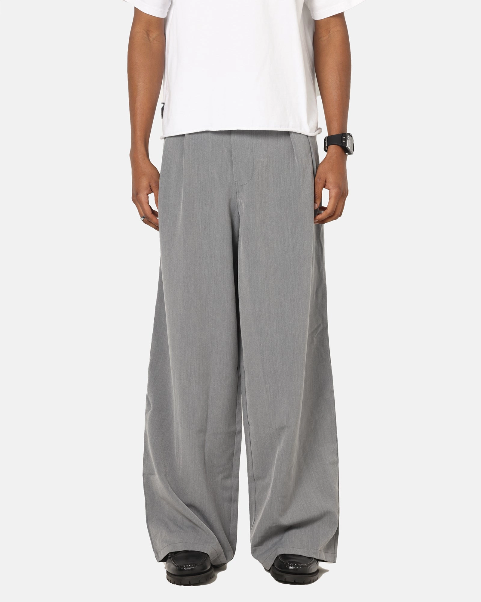 XXIII Pleated Pant Grey FadeResistant Ventilated Mesh Lining