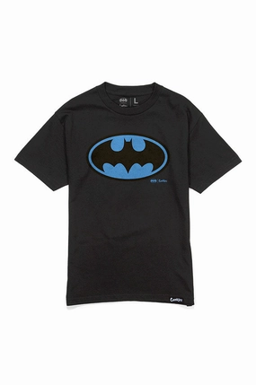 Daily Comfort Vintage Look Cookies X Official Batman Bat Symbol Tee