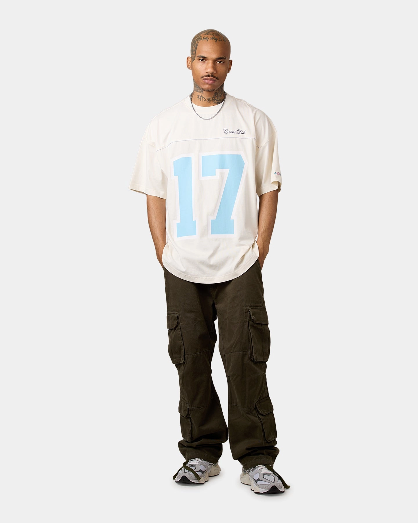 Tagless Design Carre Hitta Grid Iron T-Shirt Off White