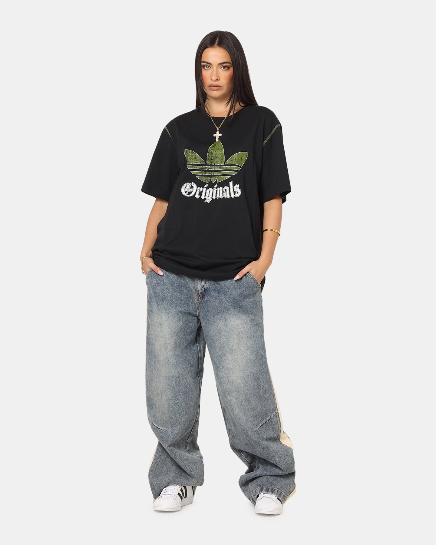 Elegant Detail Adidas Graphic T-Shirt Black