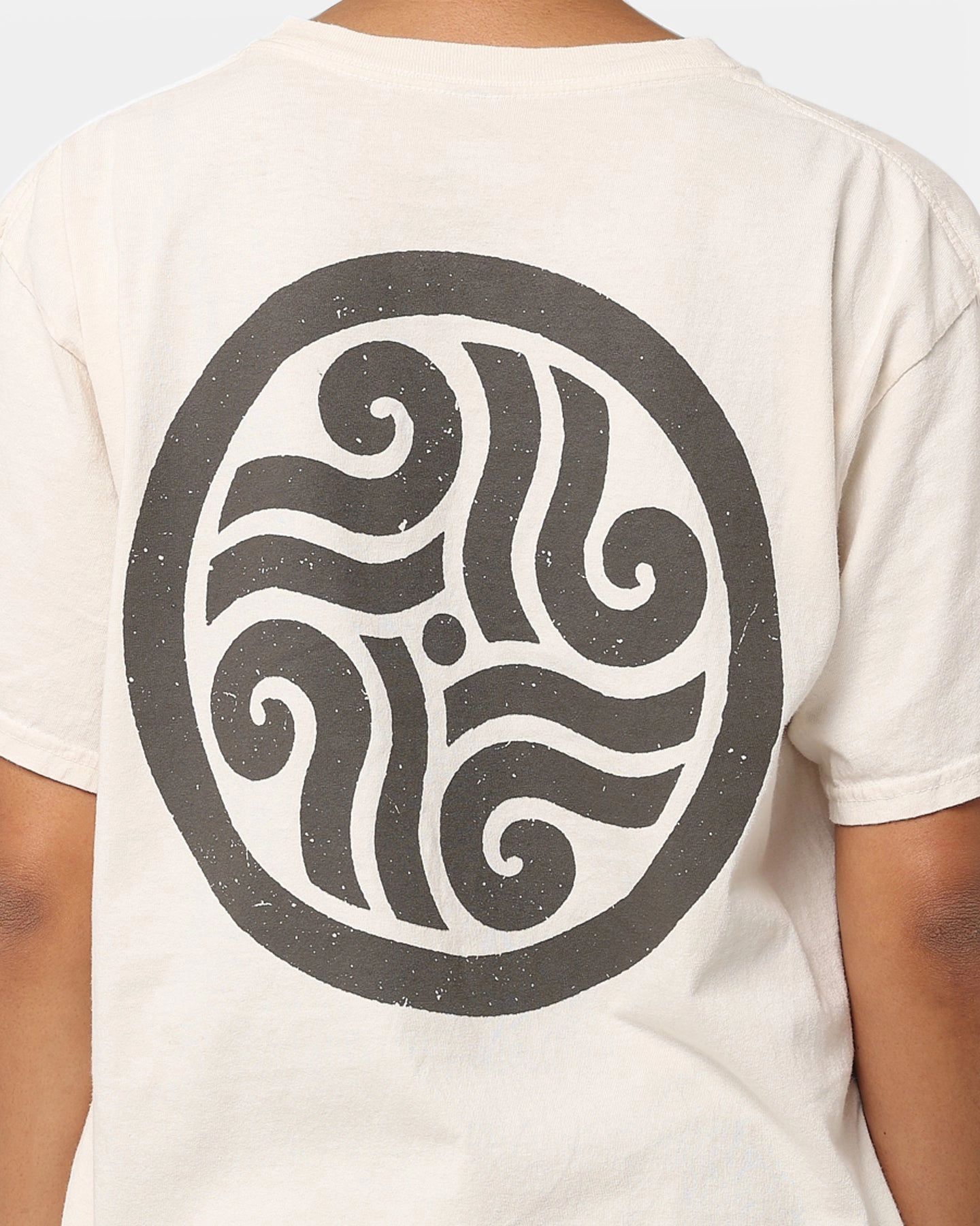Longline Hemline Casual Layering Wear Goat Crew X Avatar: The Last Airbender Appa Vintage T-Shirt Off White