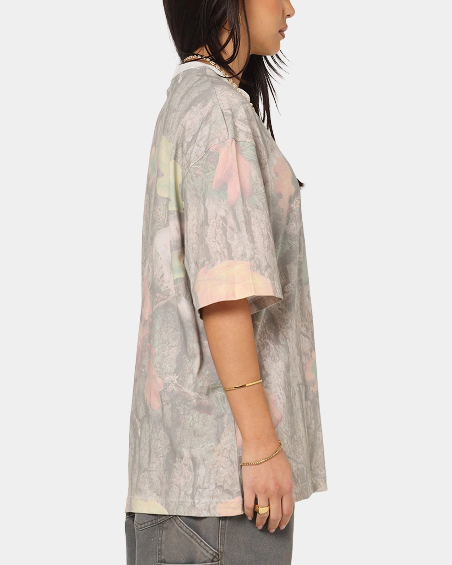 Breezy Comfort Basic Wardrobe Piece Reebok X Market All Over Print T-Shirt Real Tree Camo