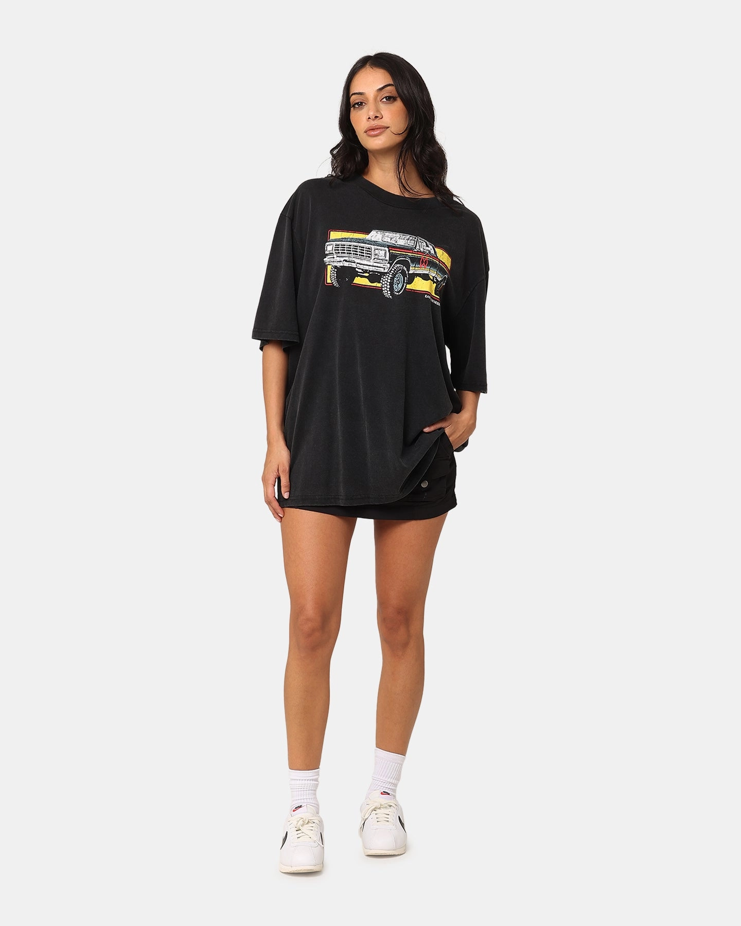 Classic Chic Morgan Wallen Truck T-Shirt Washed Black