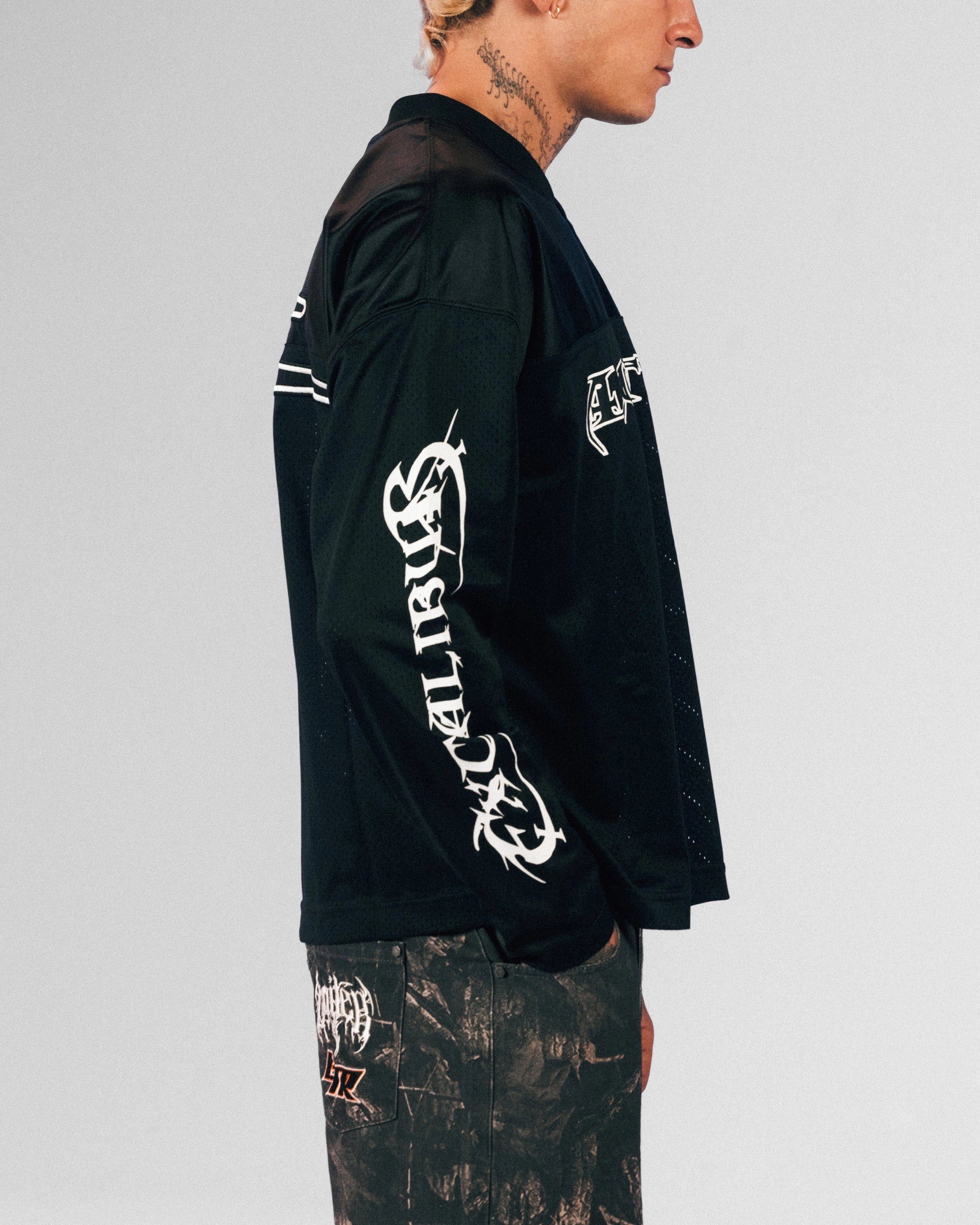 Versatile Wear Loiter Long Sleeve Training Jersey Black