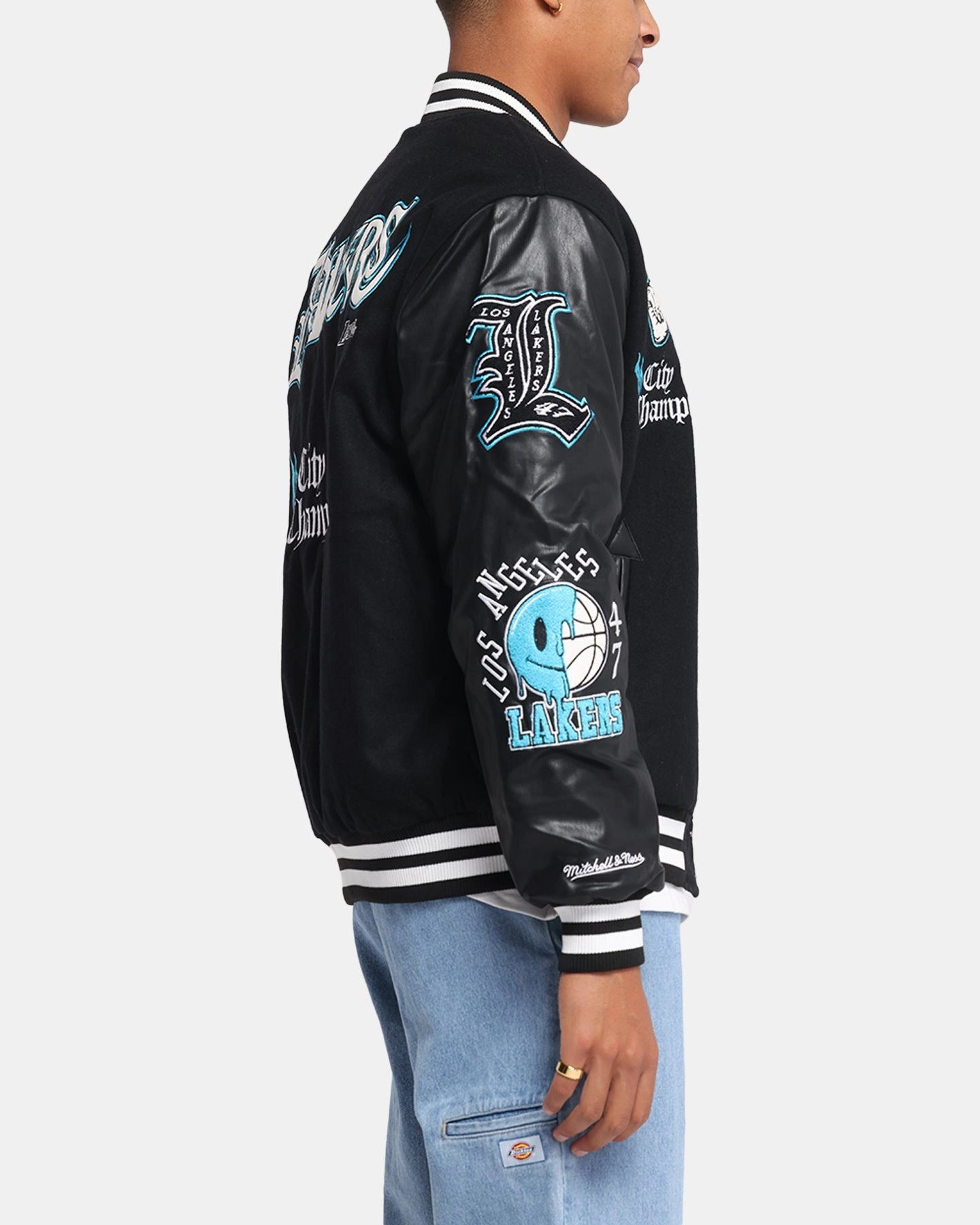 Mitchell & Ness Los Angeles Lakers City Of Champions Varsity Jacket Black Trendy Layering