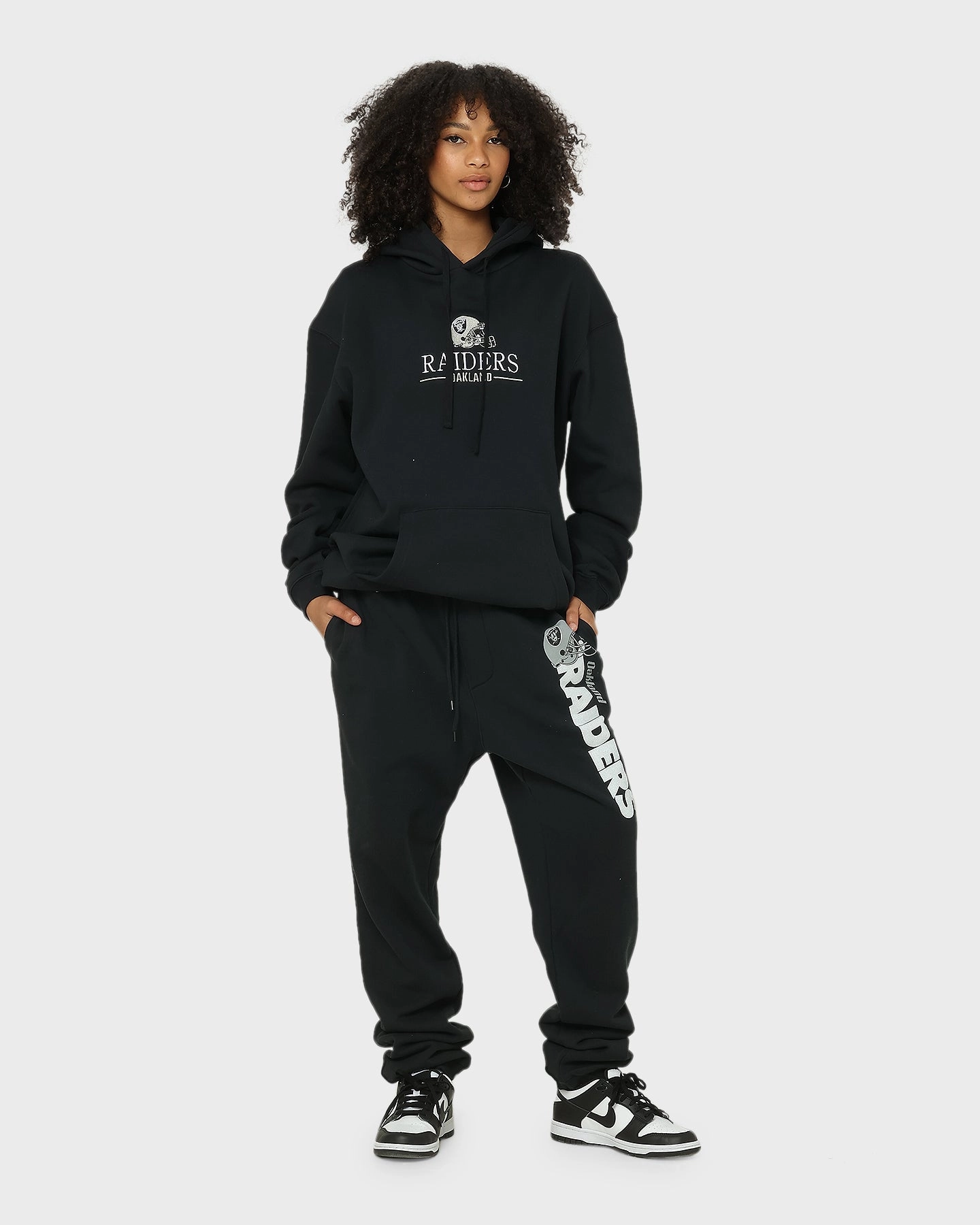 Effort Mitchell & Ness Oakland Raiders Helmet Stack Hoodie Black