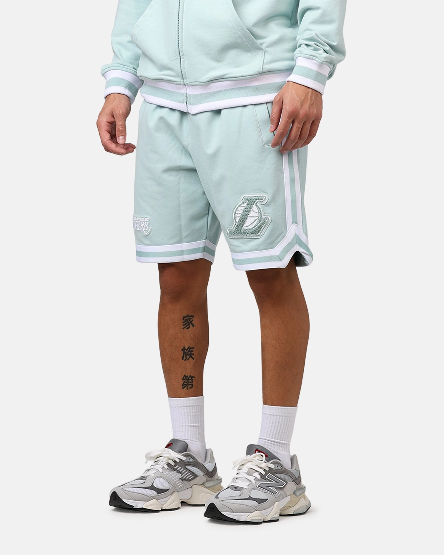 New Era Los Angeles Lakers 'Logo Select Mint' Shorts Mint/White Versatile Shorts QuickAccessPockets