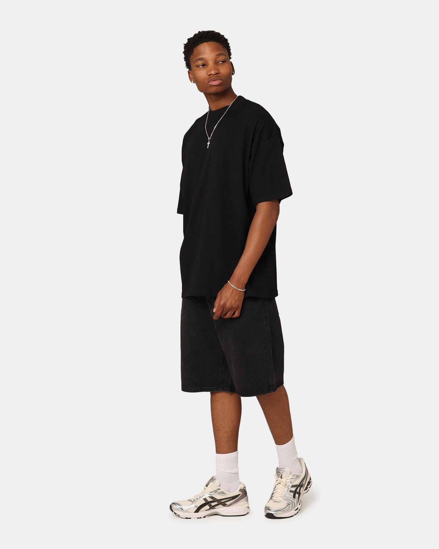 Culture Kings Oversized Blank T-Shirt Black Chill Comfort Look