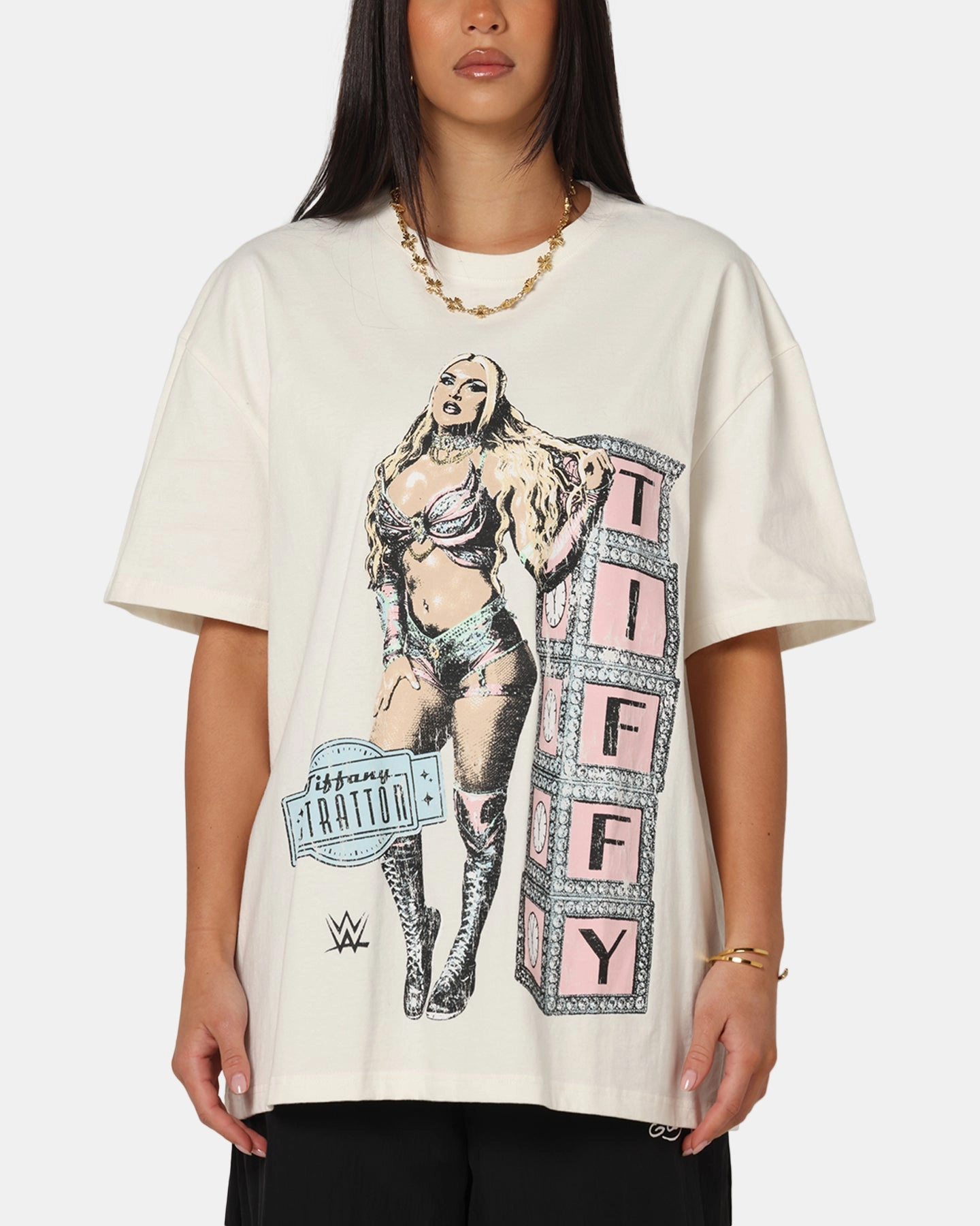 Culture Kings X WWE Tiffany Stratton Summer Slam Heavy T-Shirt Off White Indoor Event loose but not baggy