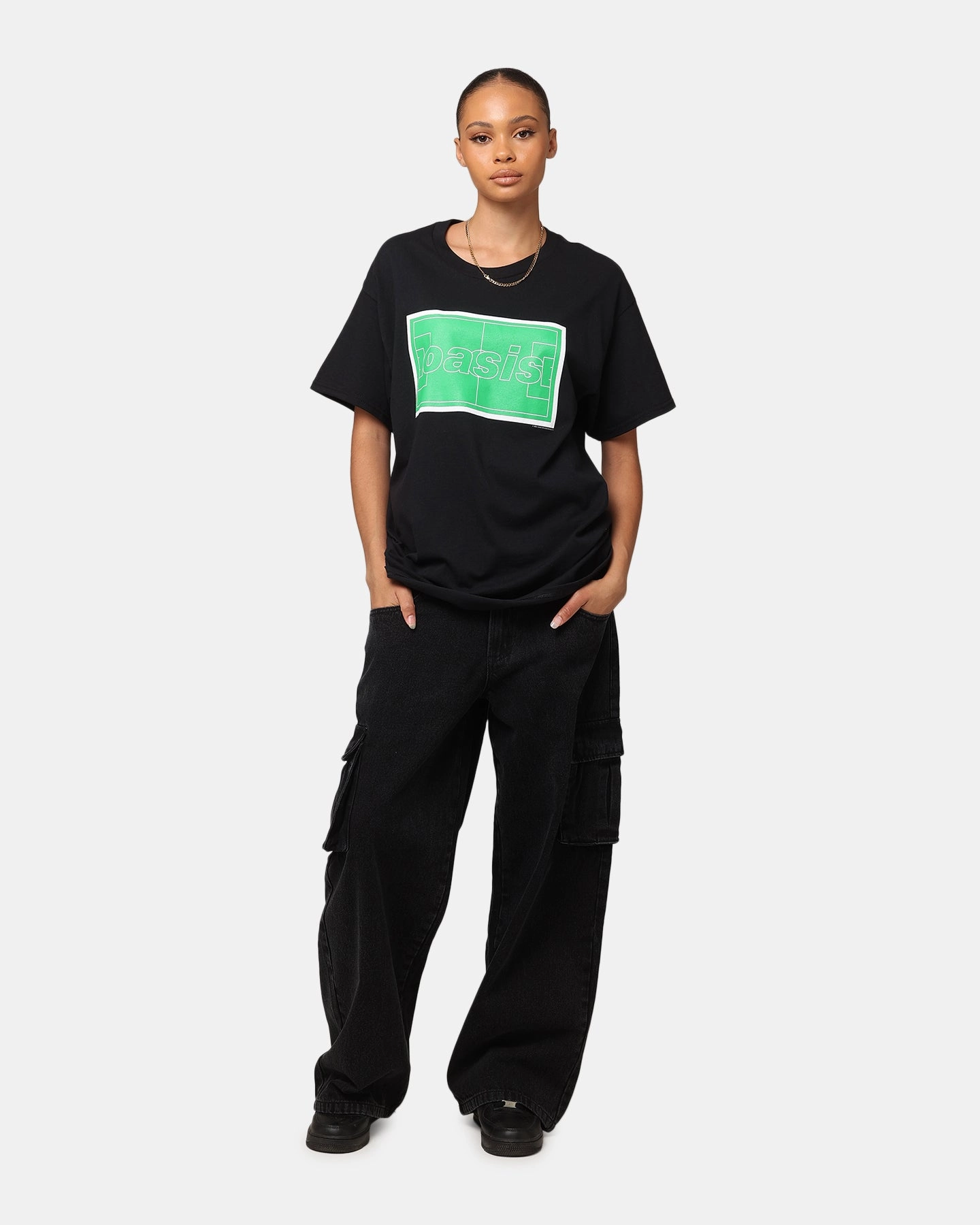 easygoing look Oasis Maine Road T-Shirt Black