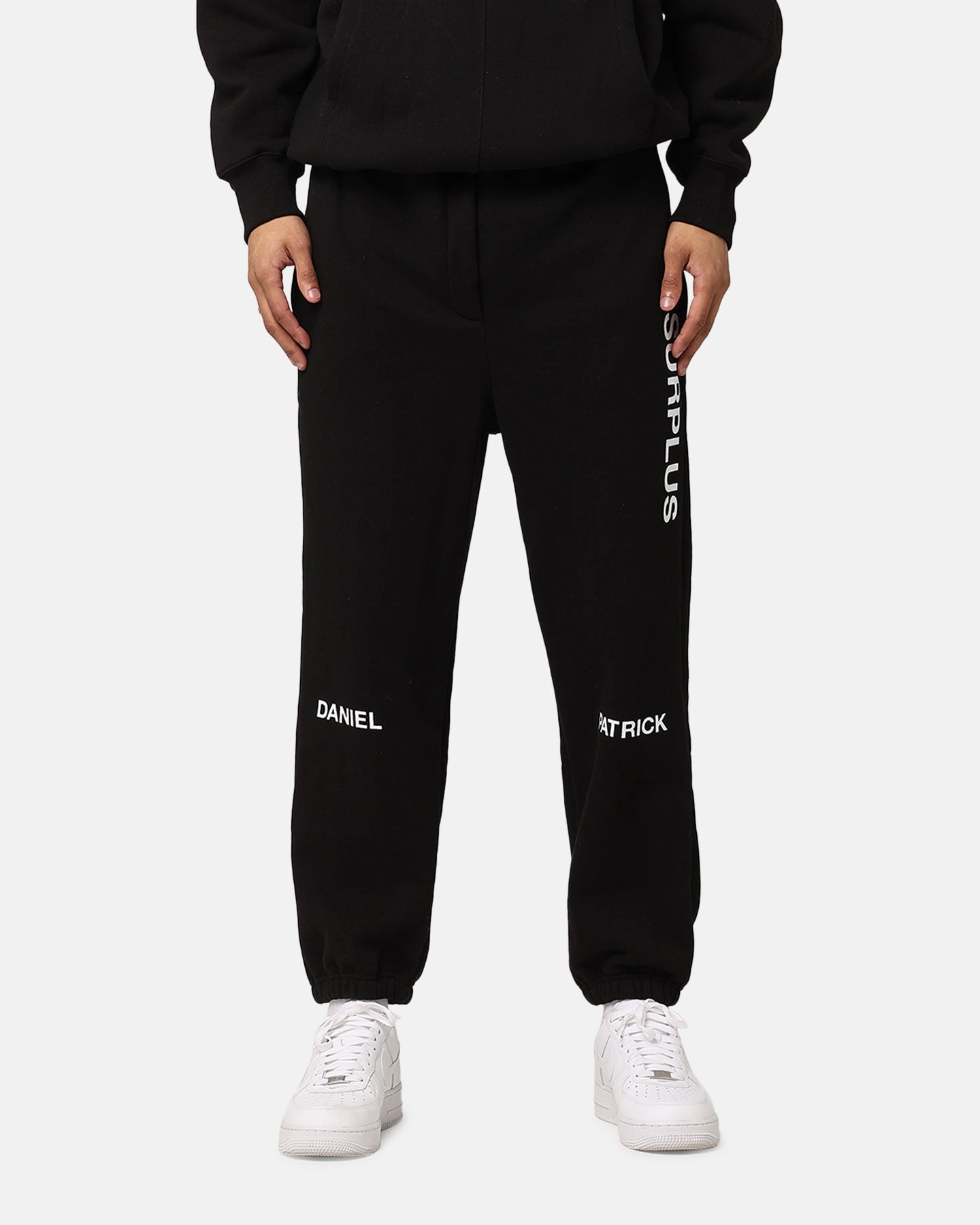 Daniel Patrick Surplus Logo Sweatpants Black Lightweight TemperatureRegulation