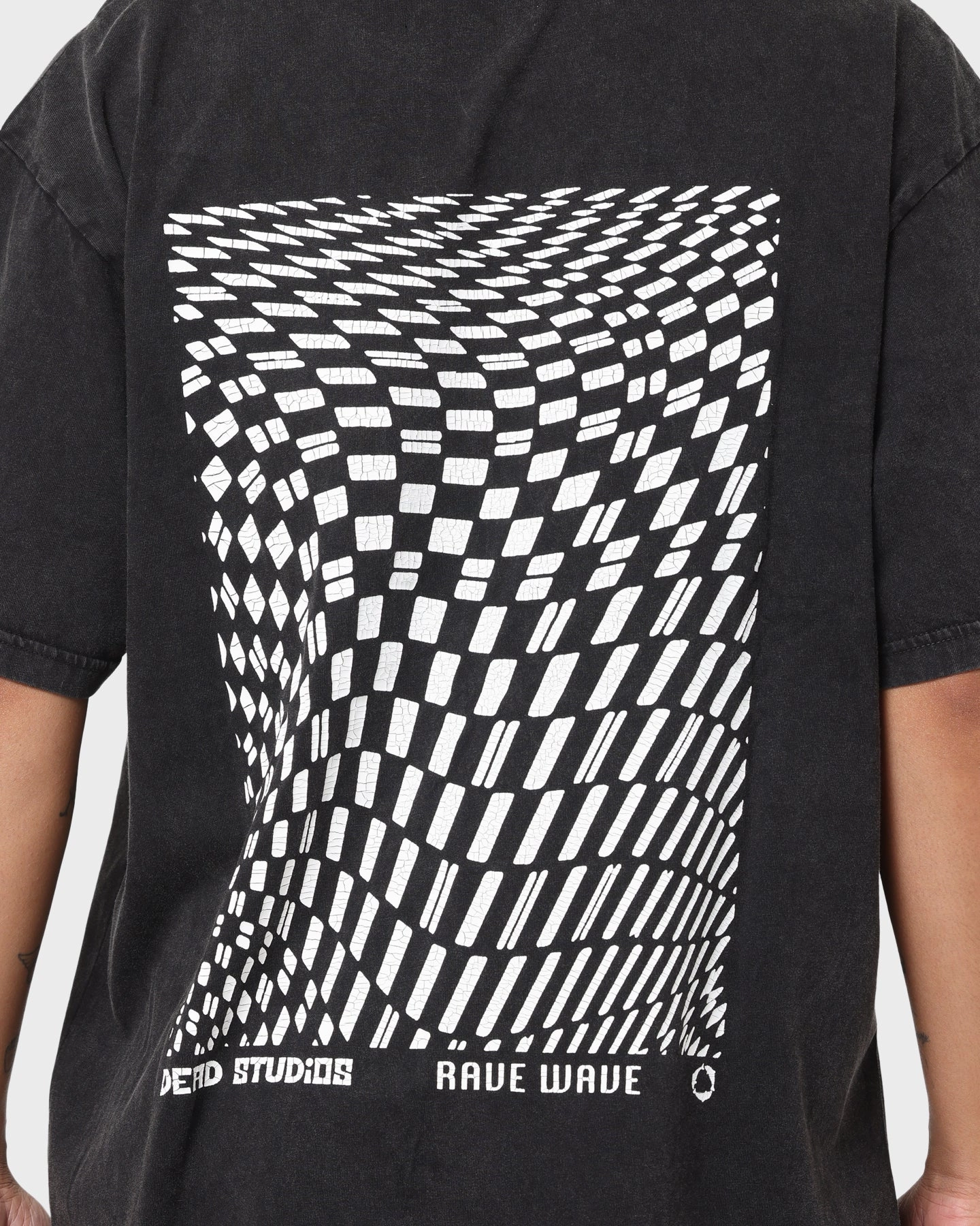 Dead Studios Rave Wave Vintage T-Shirt Vintage Black Anti microbial coating
