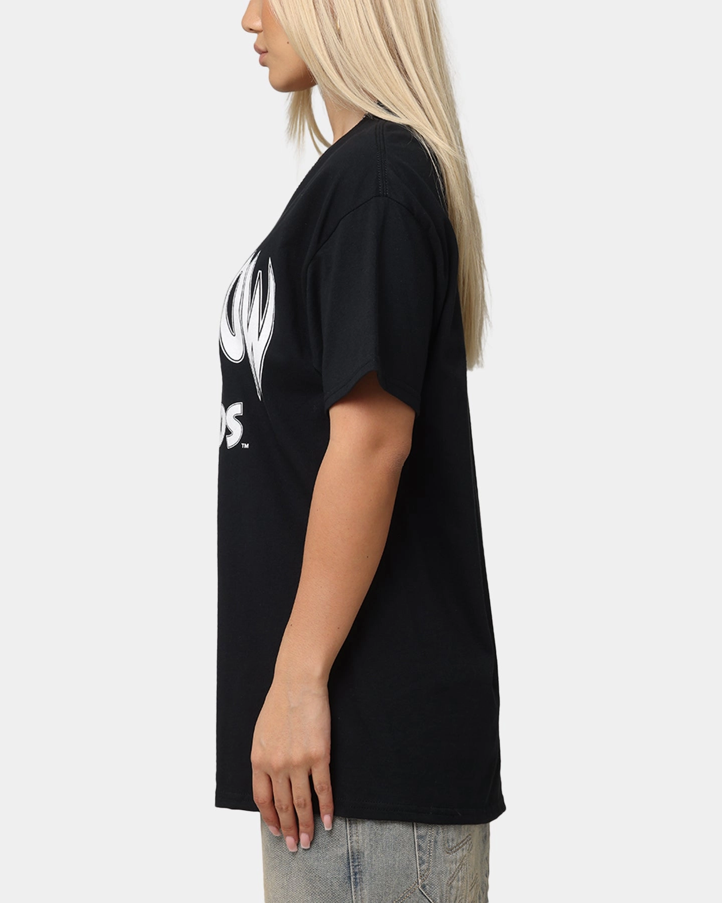 Versatile Layering Piece SustainableManufacturing Deathrow Records Basic Logo T-Shirt Black